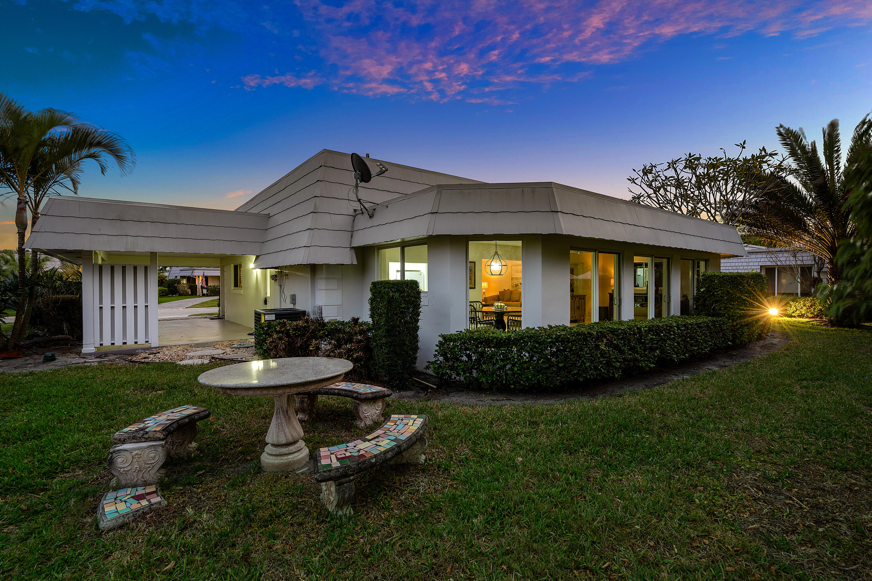 383 Villa Drive S