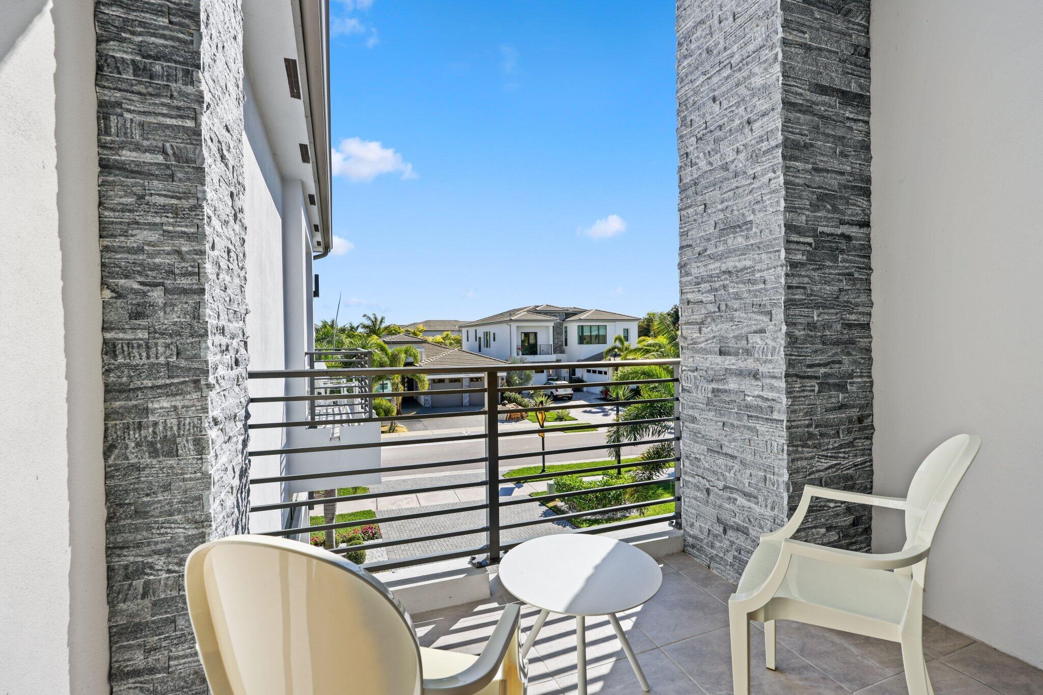 17057 Cappuccino Way