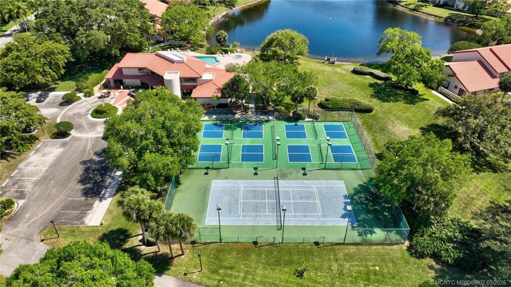 6060 SE Martinique Drive 103