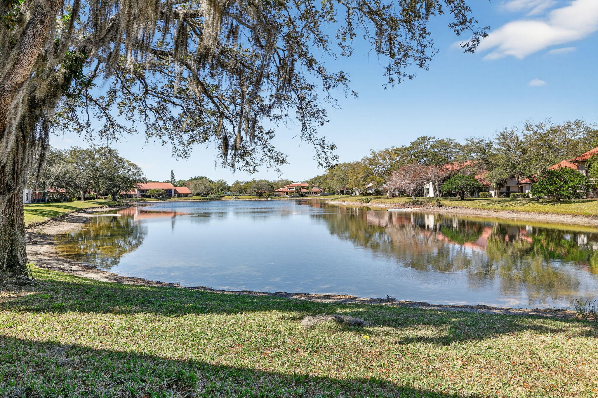 6060 SE Martinique Drive 103