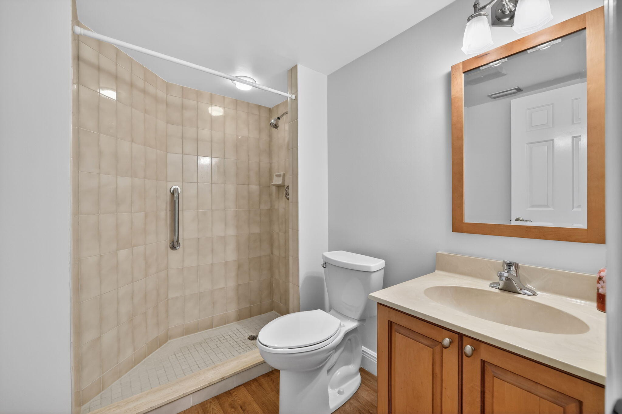 6060 SE Martinique Drive 103