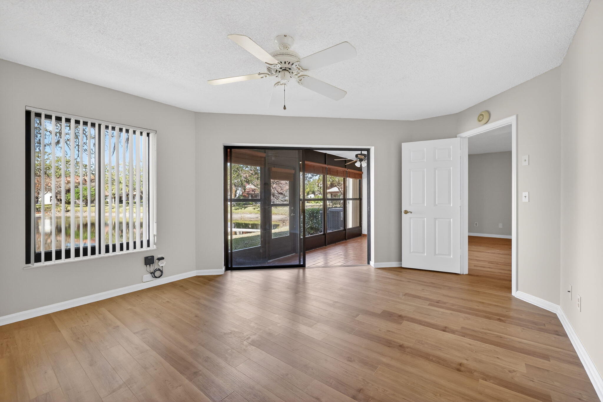 6060 SE Martinique Drive 103