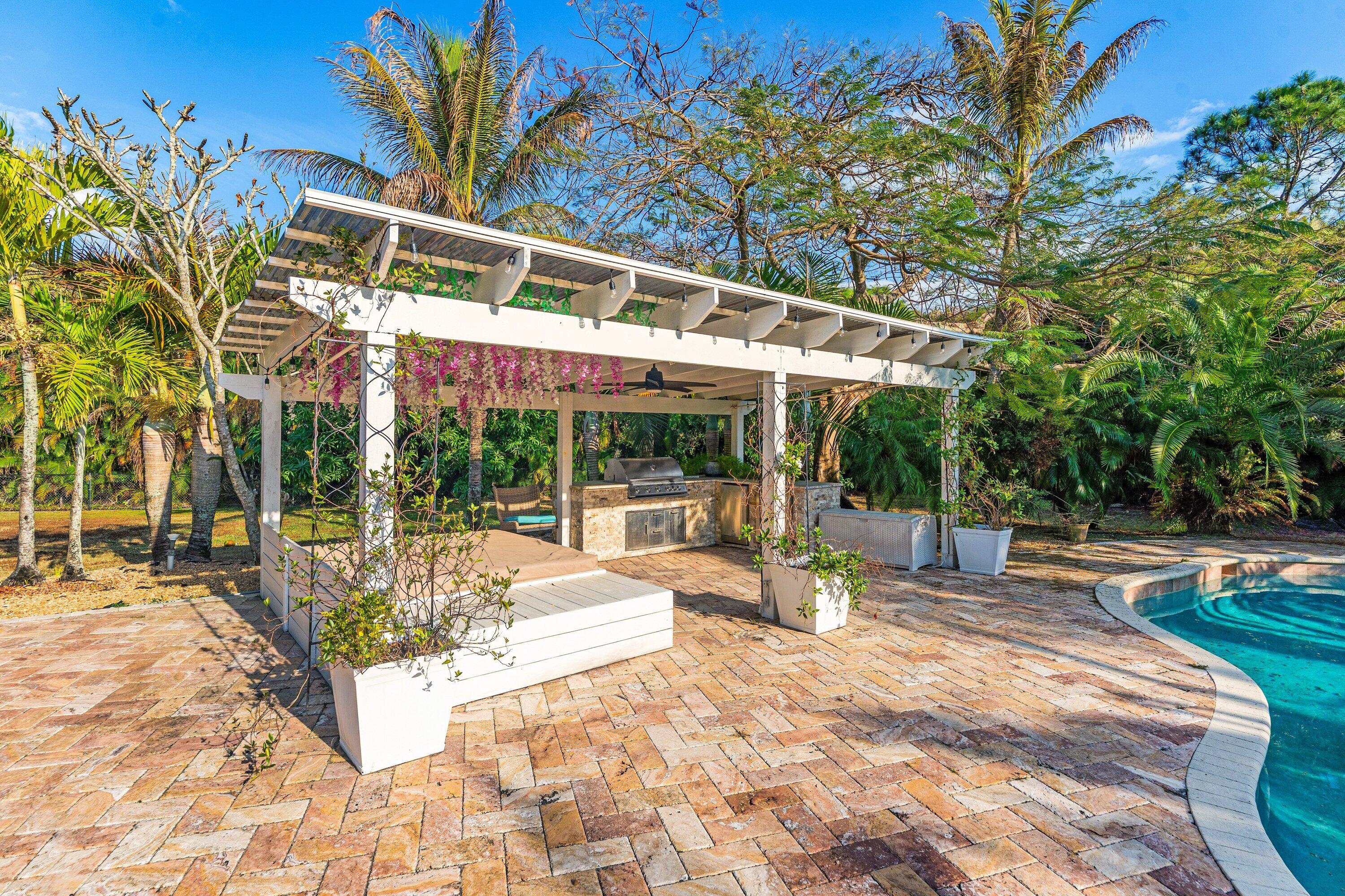 13256 Temple Boulevard, The Acreage