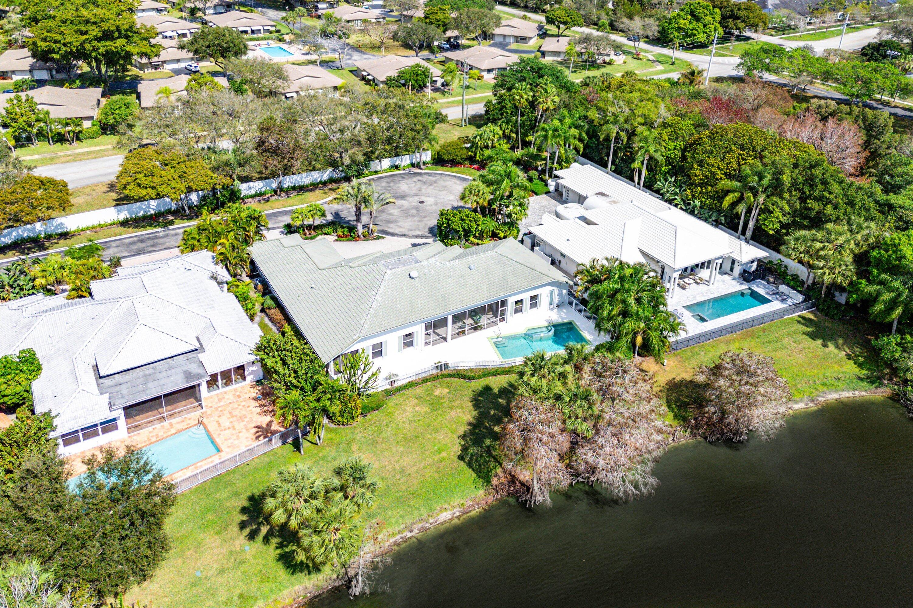 4 Sutton Drive