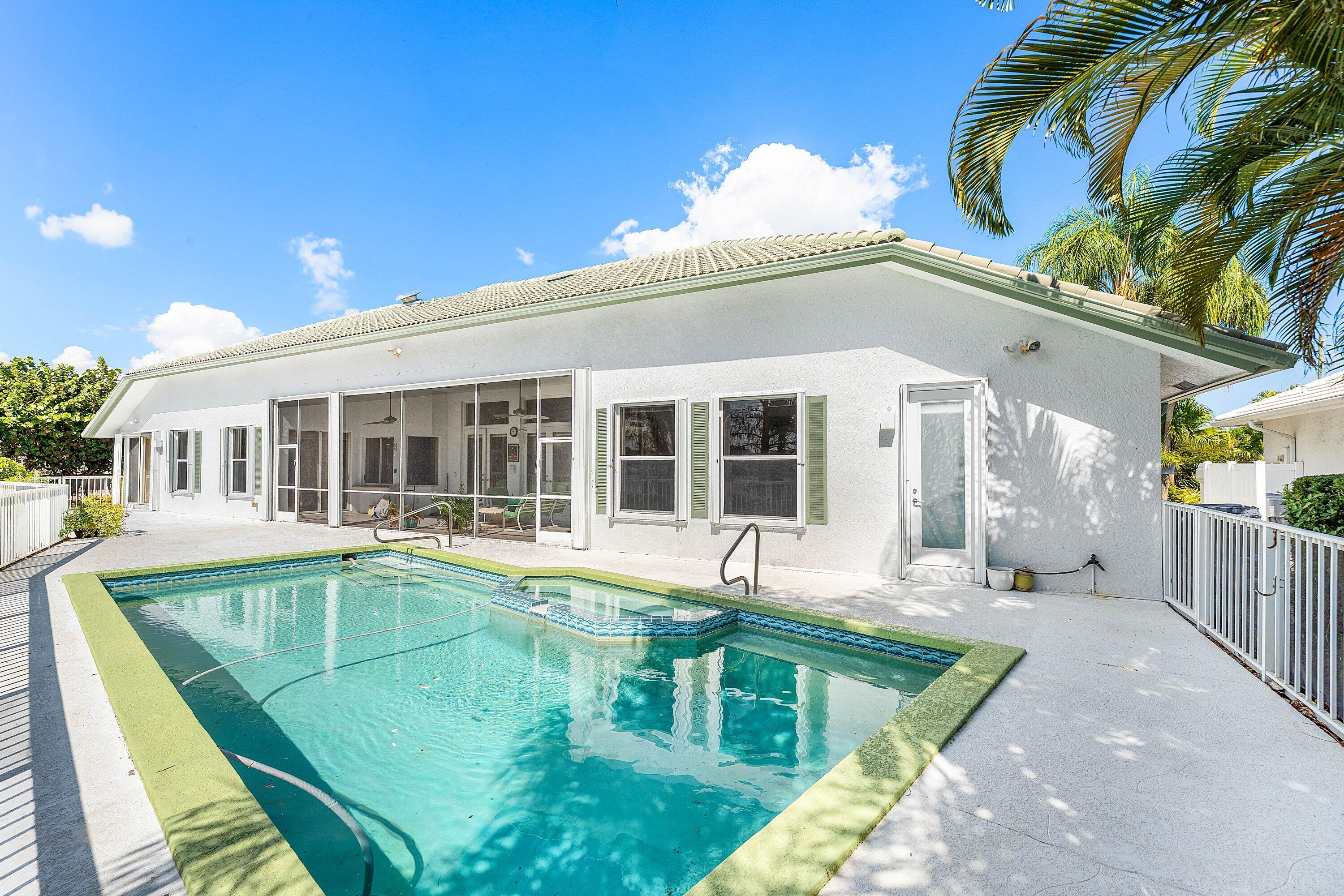 4 Sutton Drive