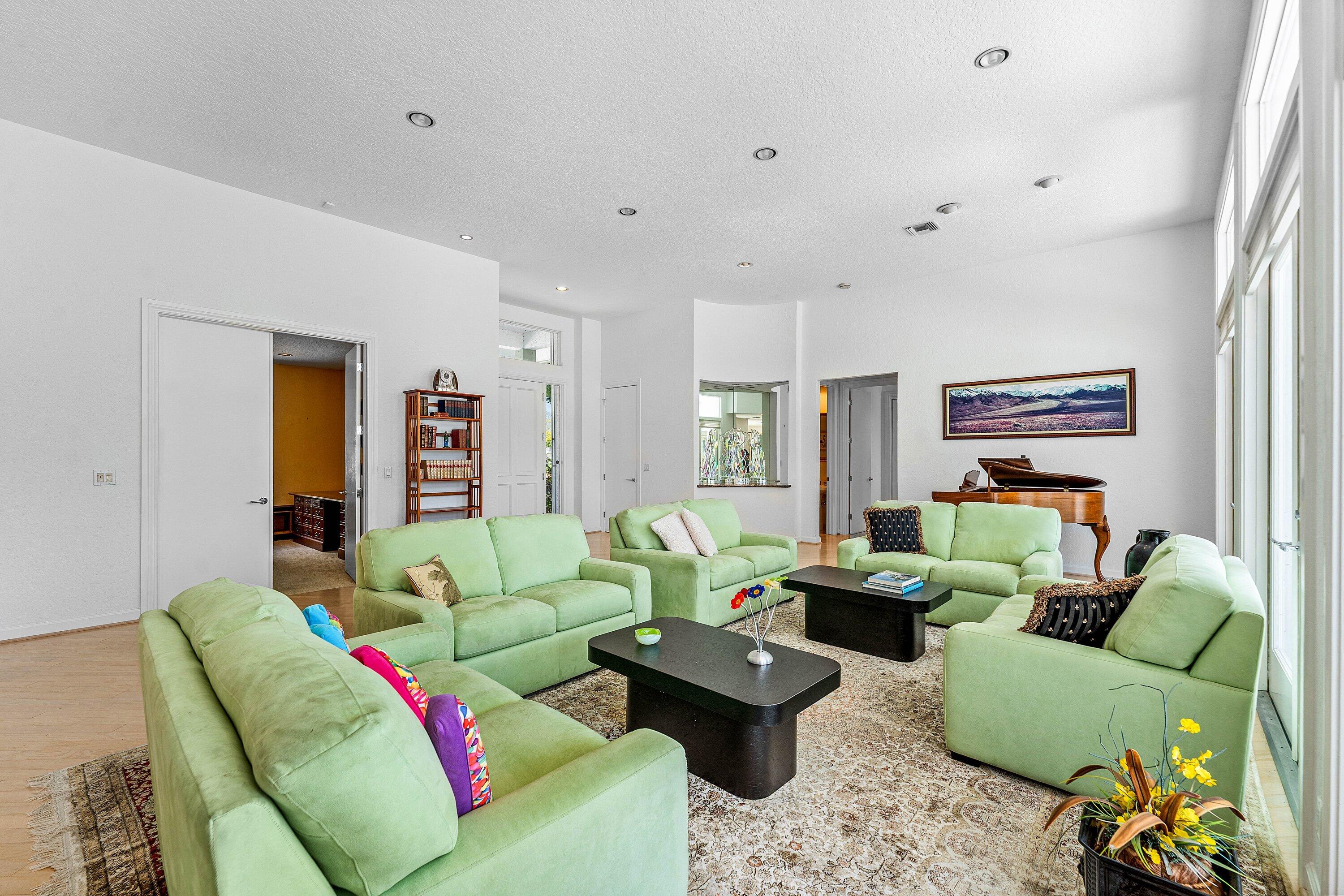 4 Sutton Drive
