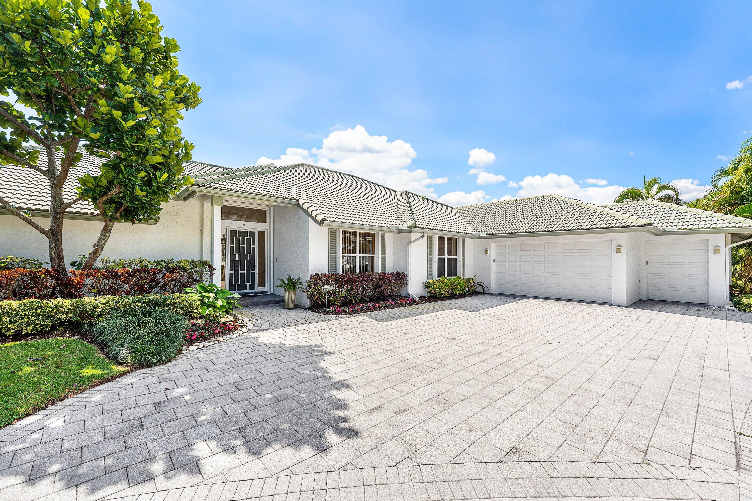 4 Sutton Drive