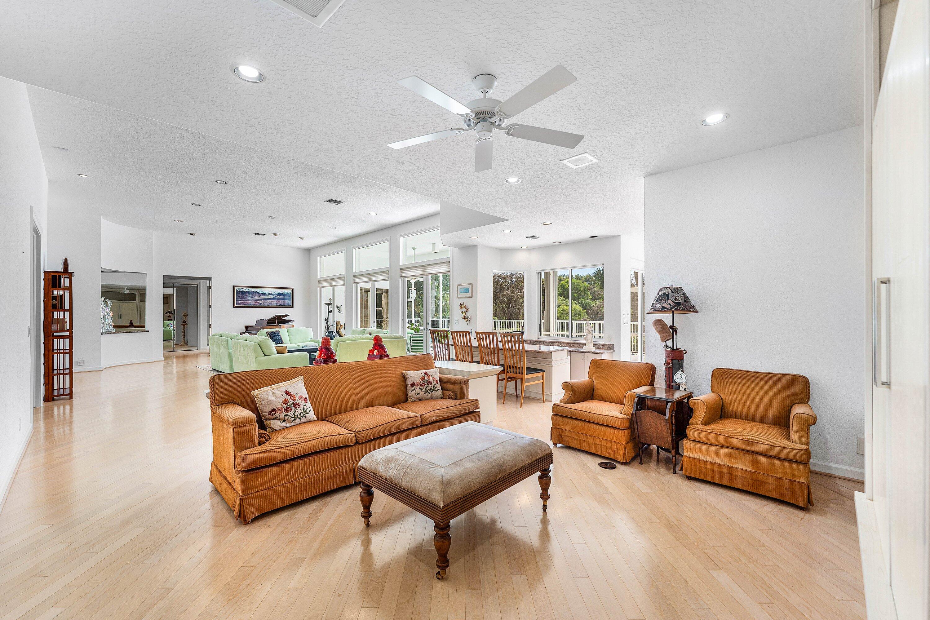 4 Sutton Drive