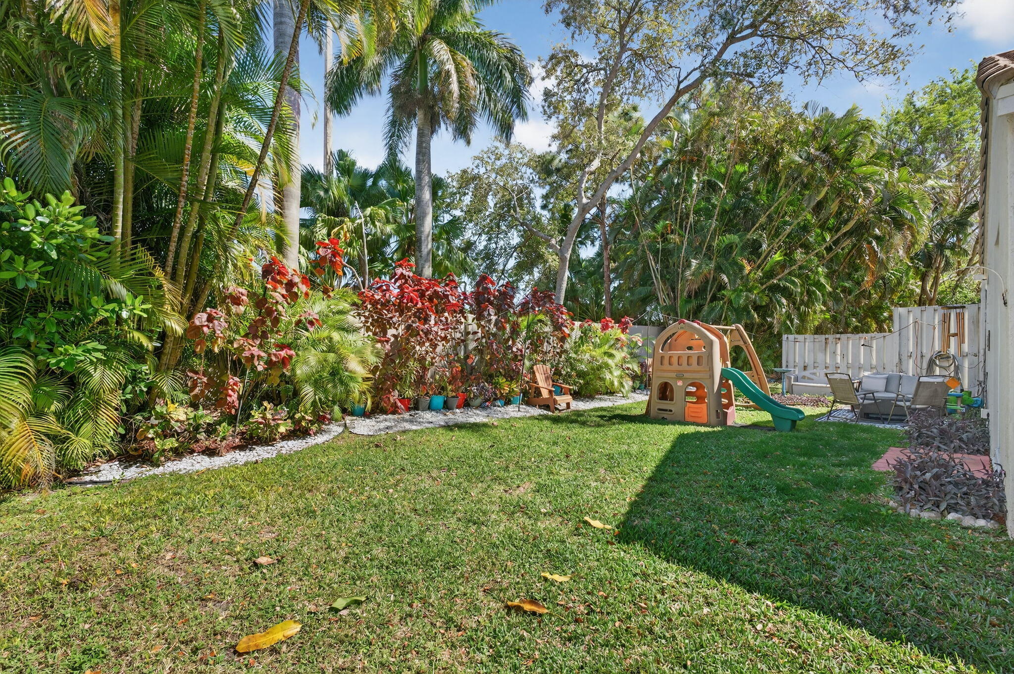 6689 Southport Drive