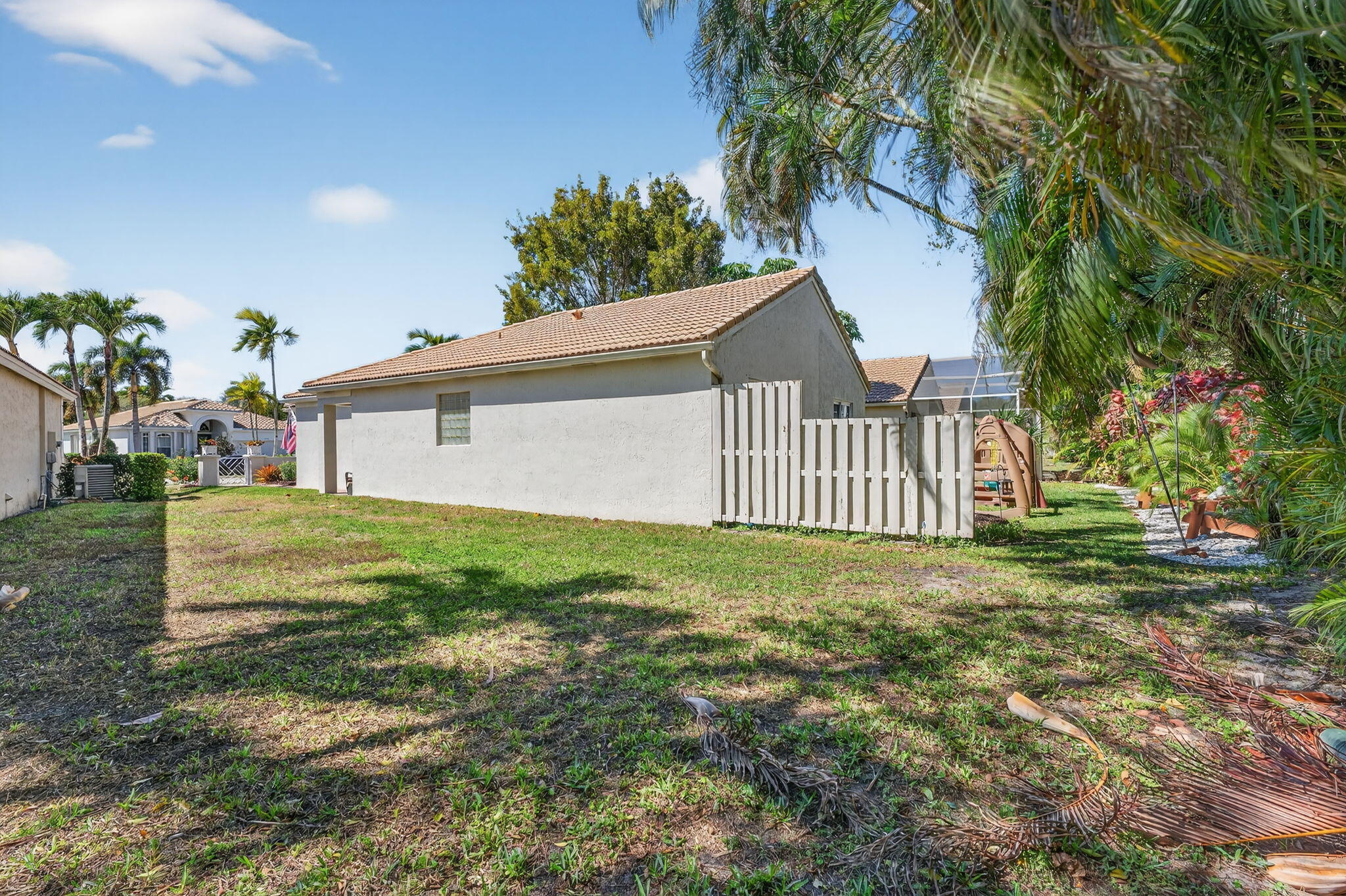 6689 Southport Drive