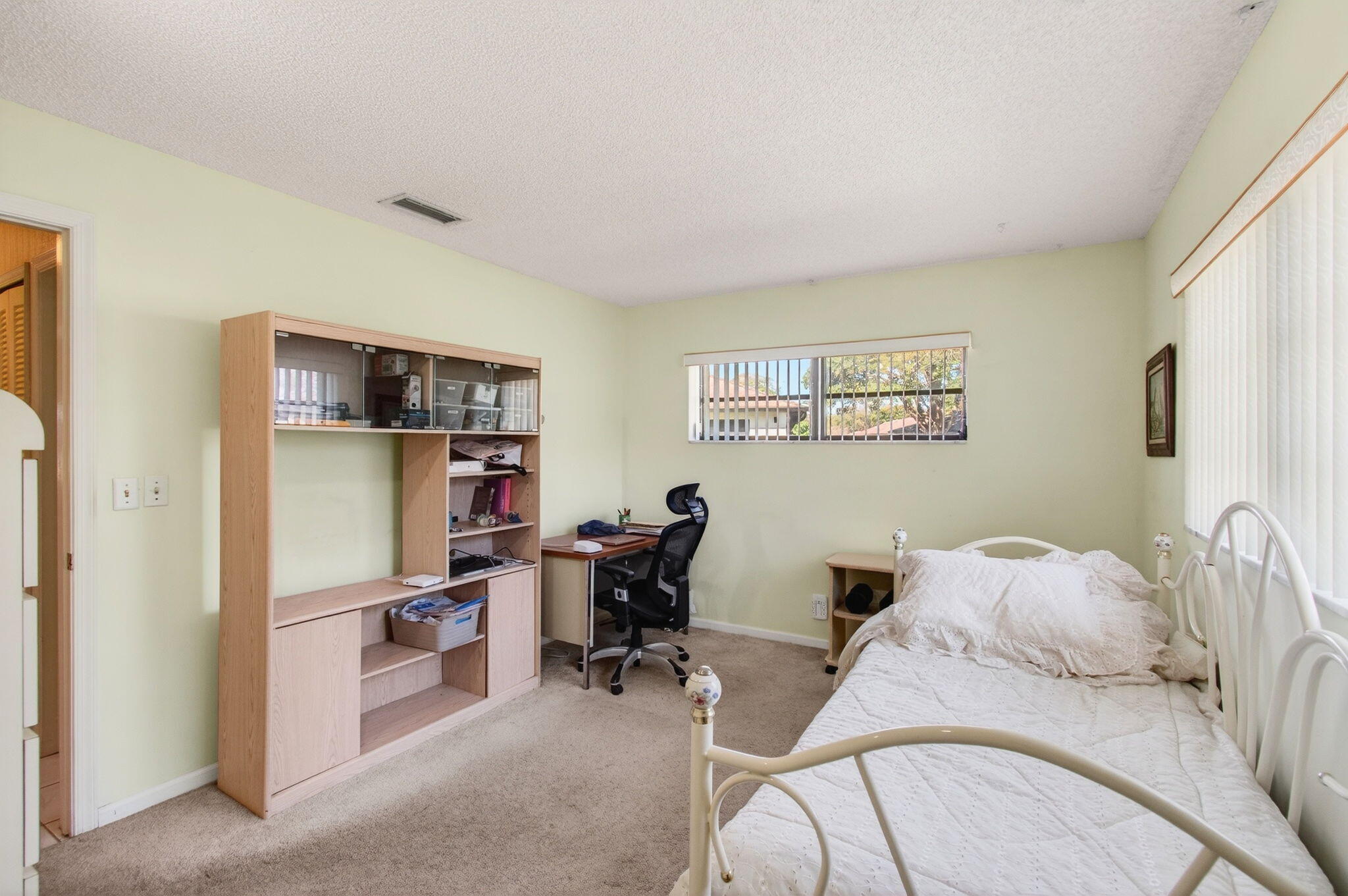 10244 Dovewood Lane A