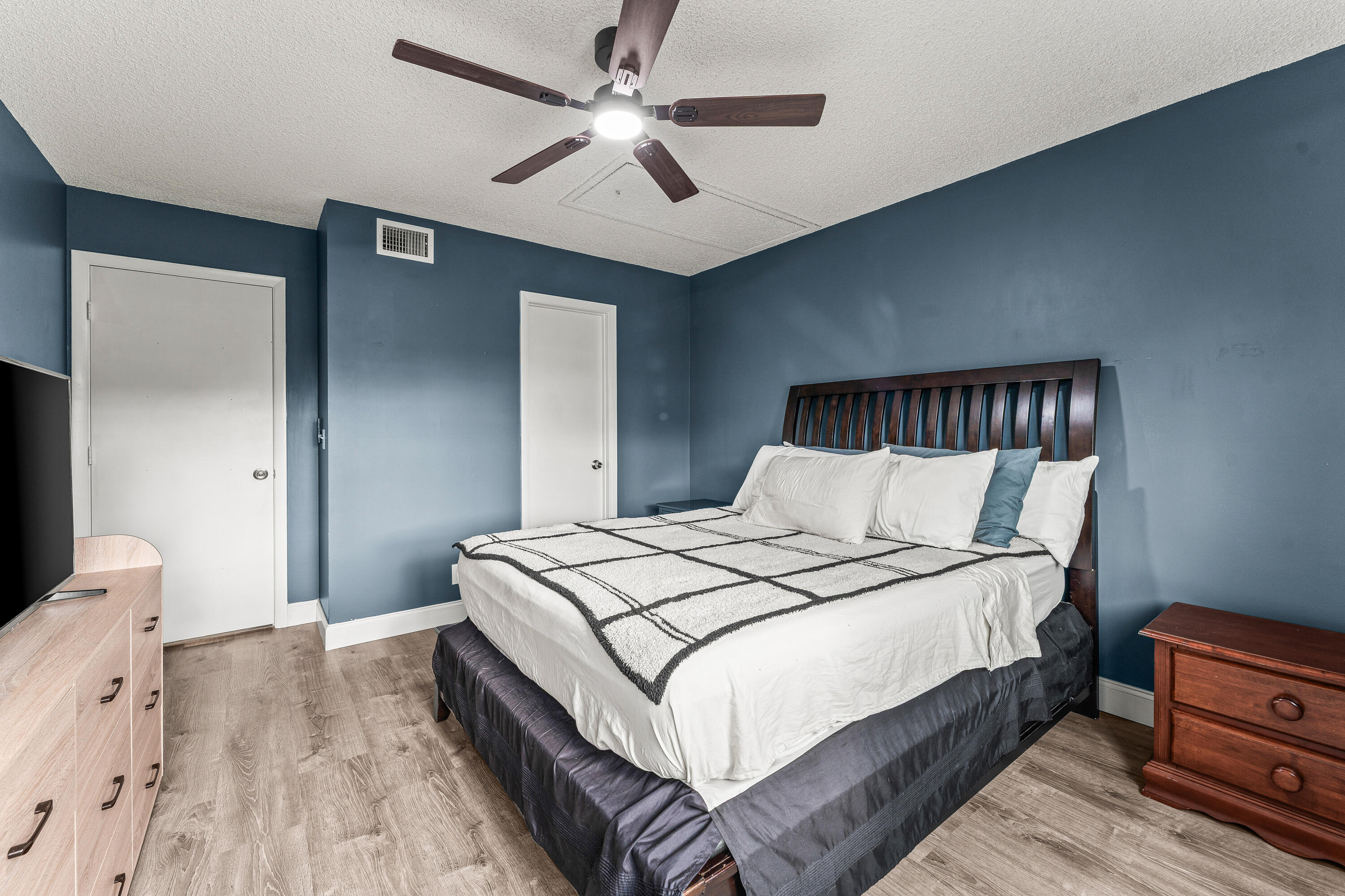 508 Shady Pine Way D2