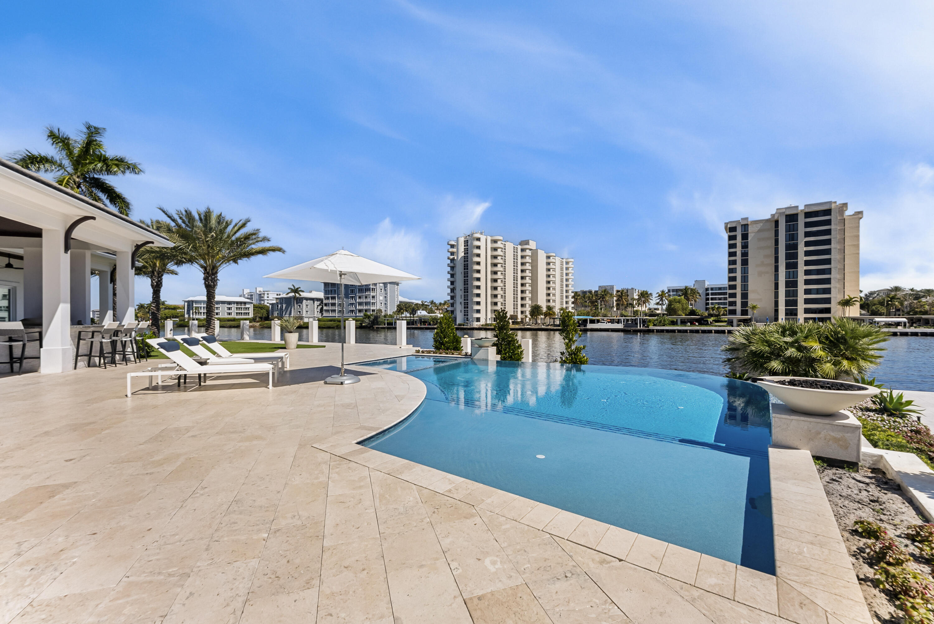 976 Cypress Drive