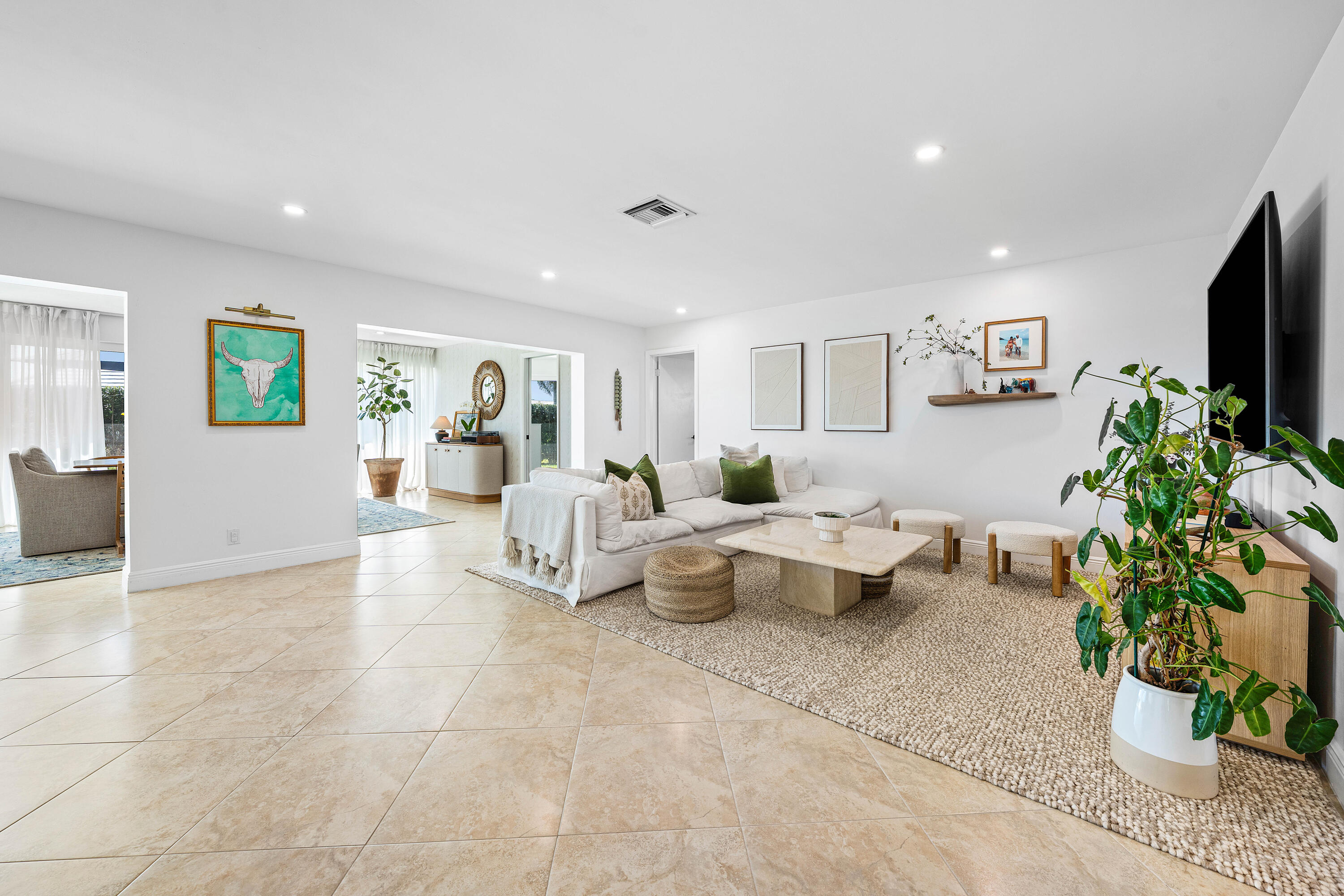 351 Colony Key Circle