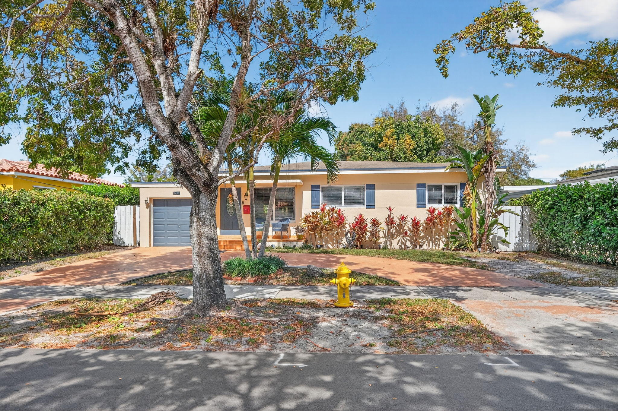 6091 SW 12th Street