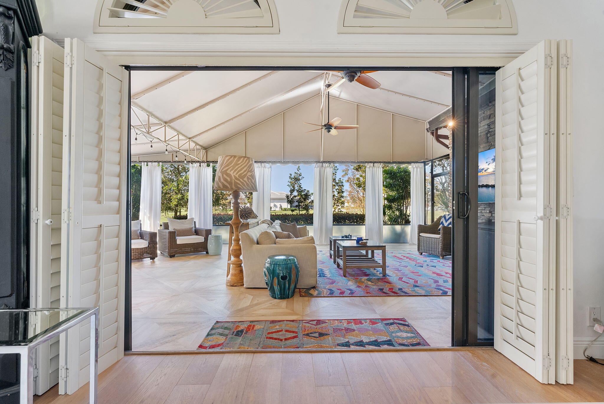 380 Sherwood Forest Drive