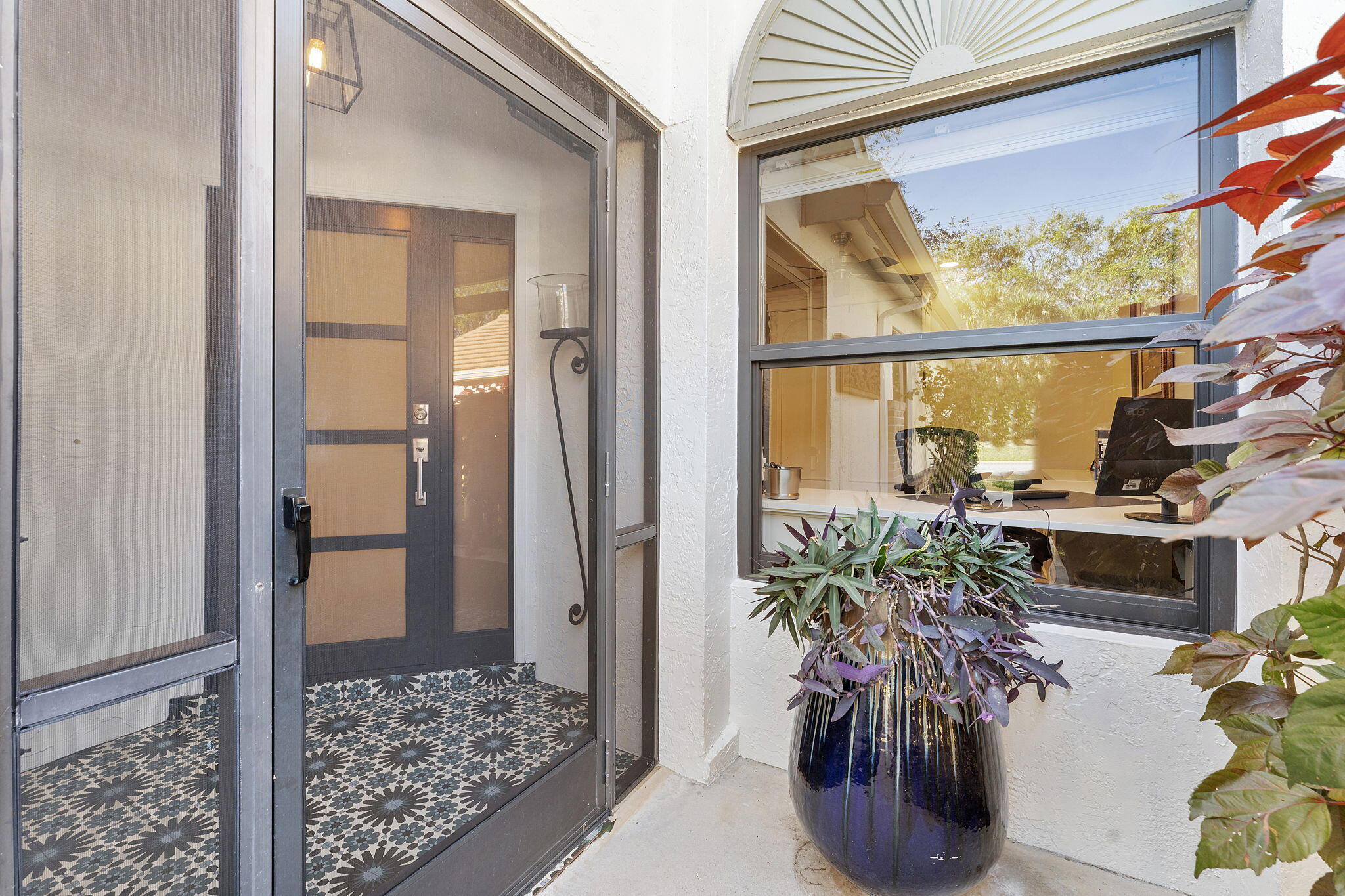 380 Sherwood Forest Drive