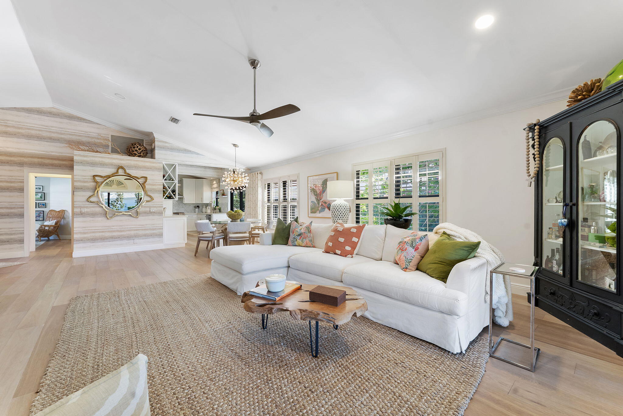 380 Sherwood Forest Drive