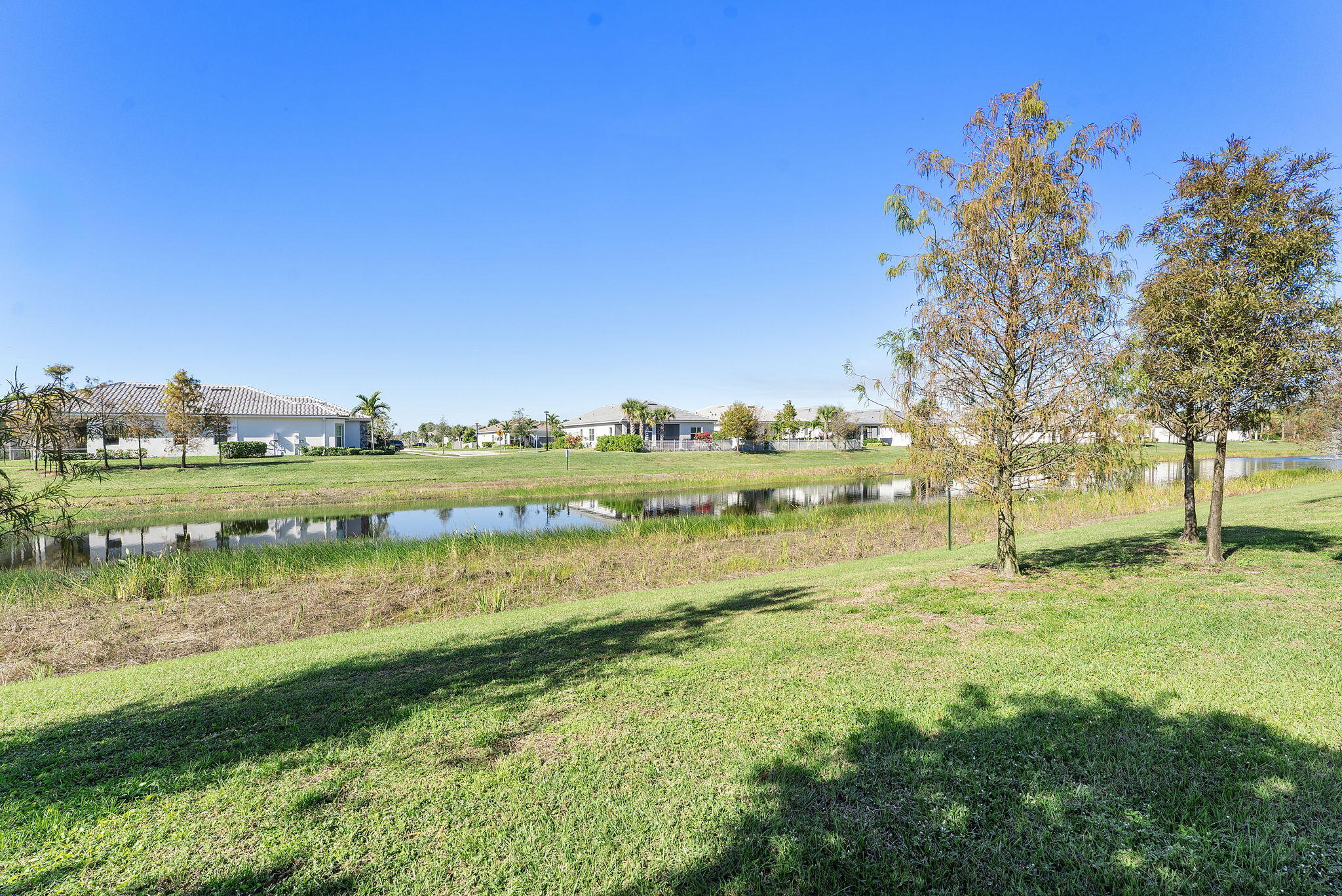 380 Sherwood Forest Drive