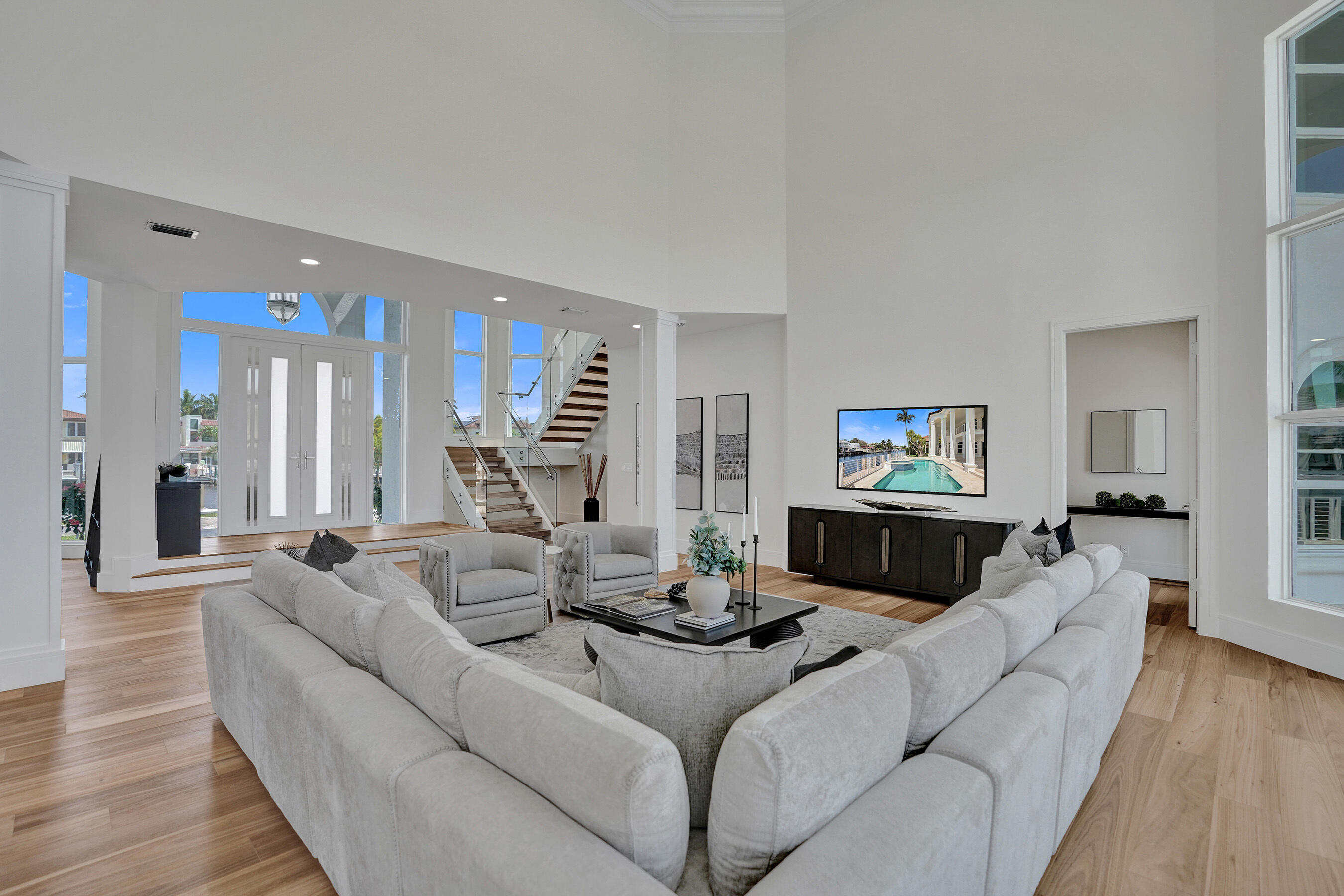 890 Lilac Drive