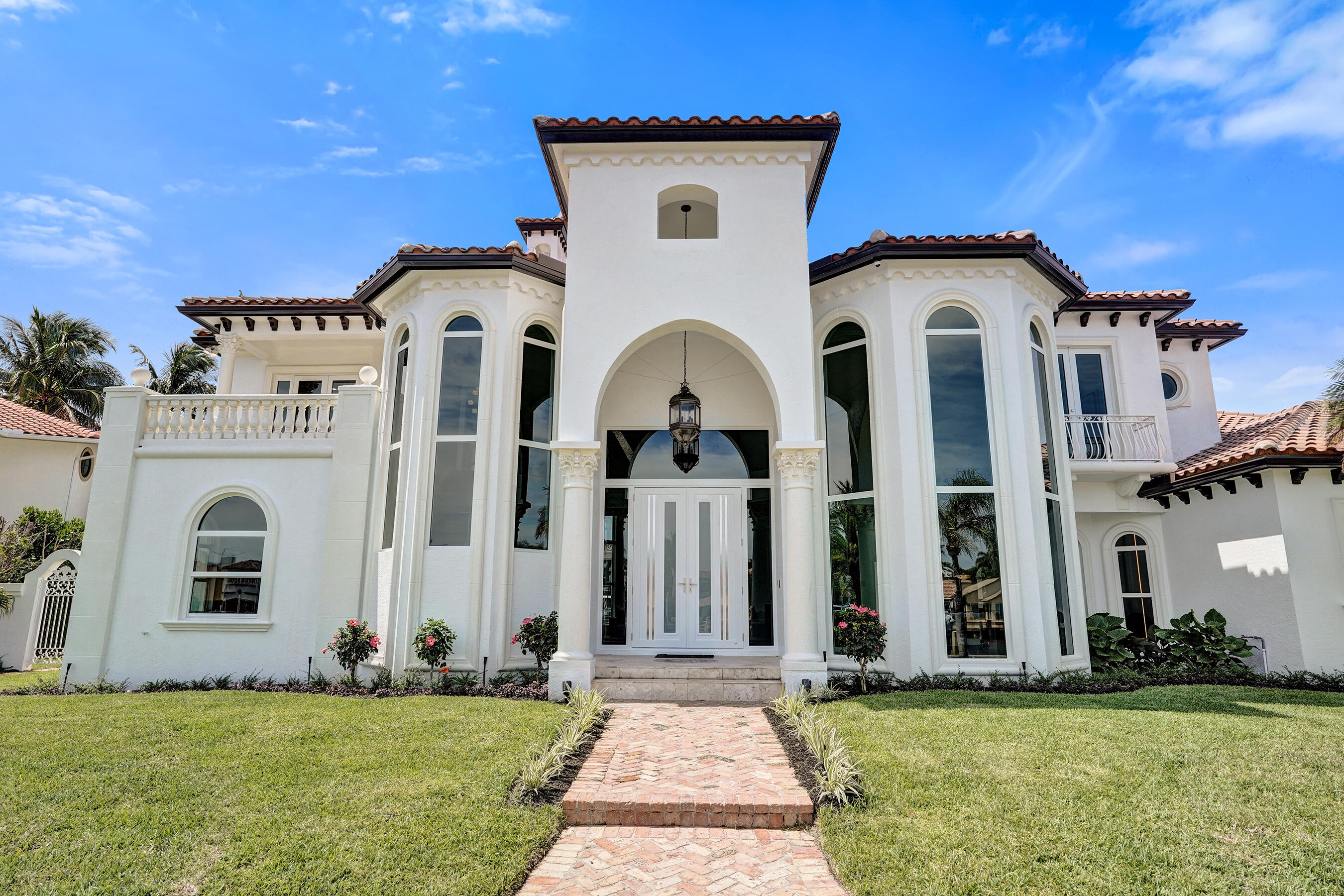 890 Lilac Drive