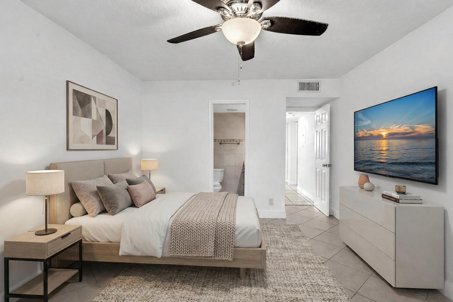 1779 NE 40th Place 405