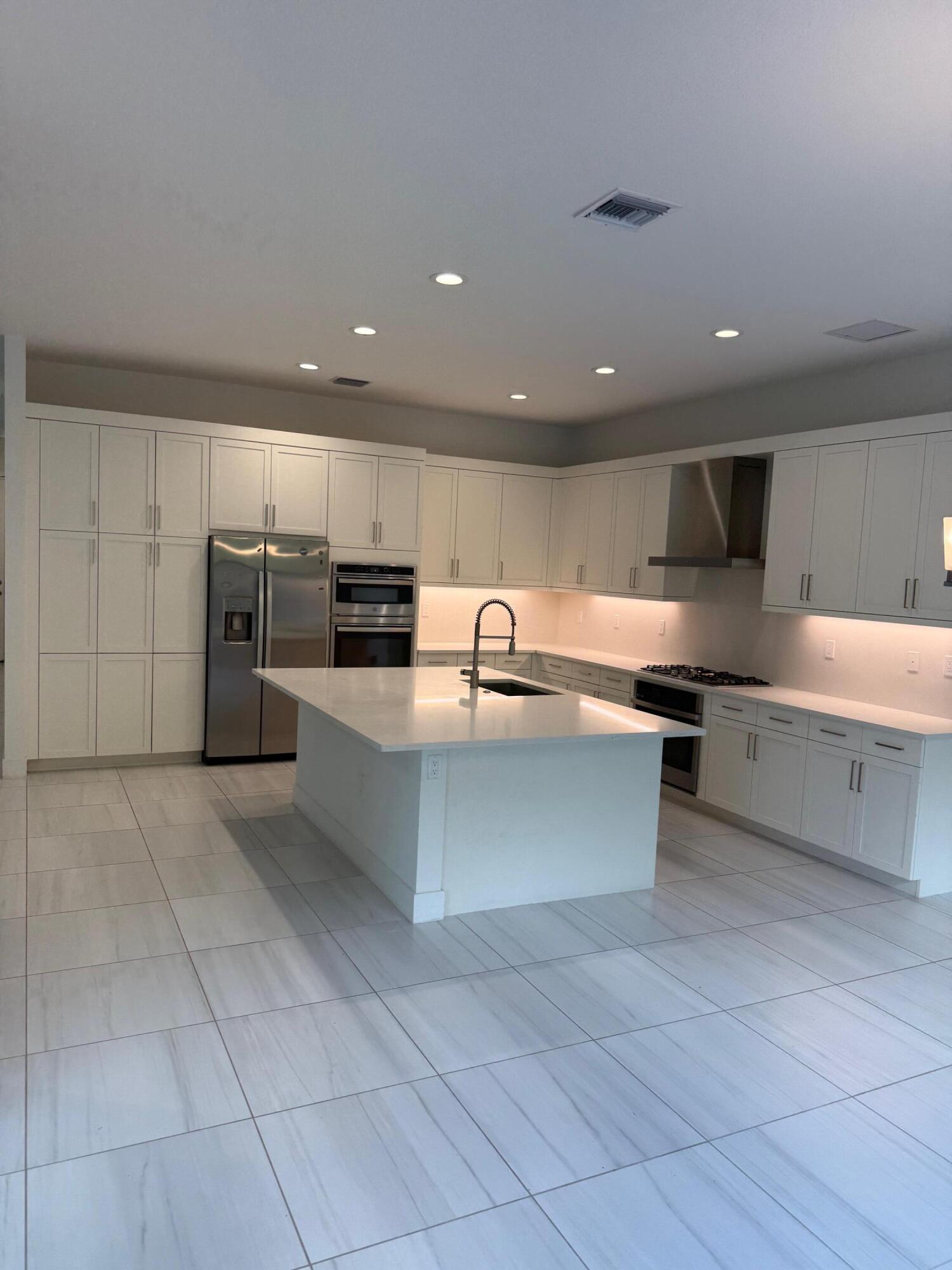 8055 White Wave Terrace