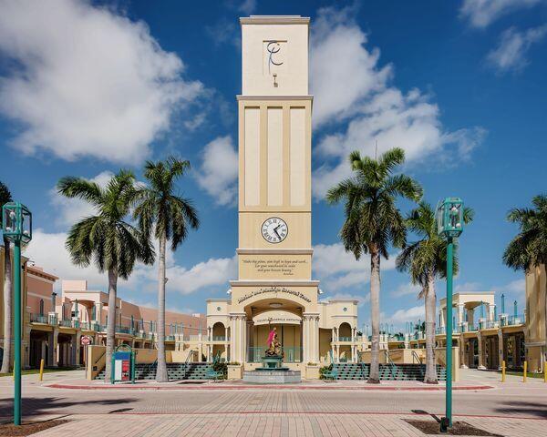 401 NE 10th Ter Terrace