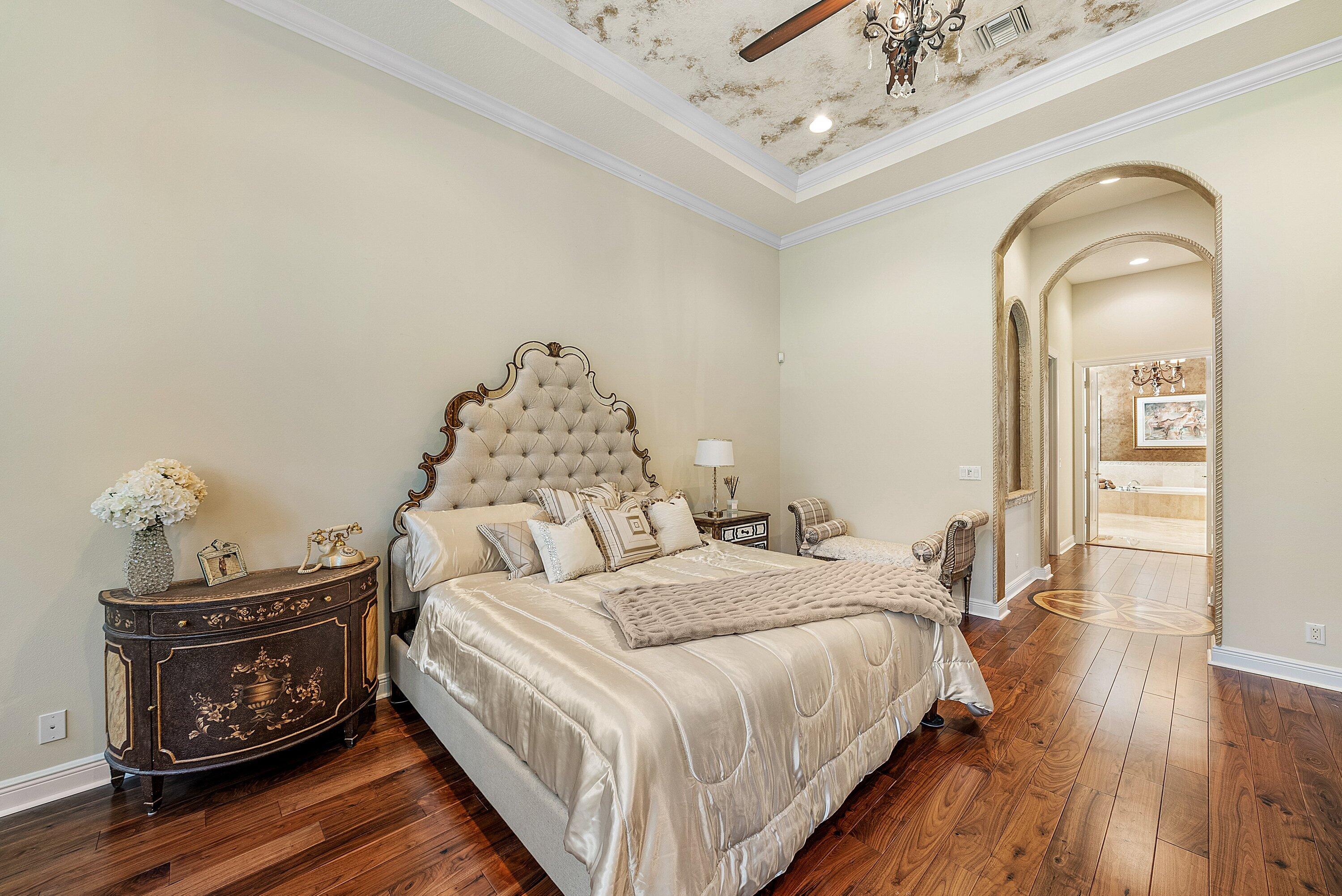 8042 Laurel Ridge Court