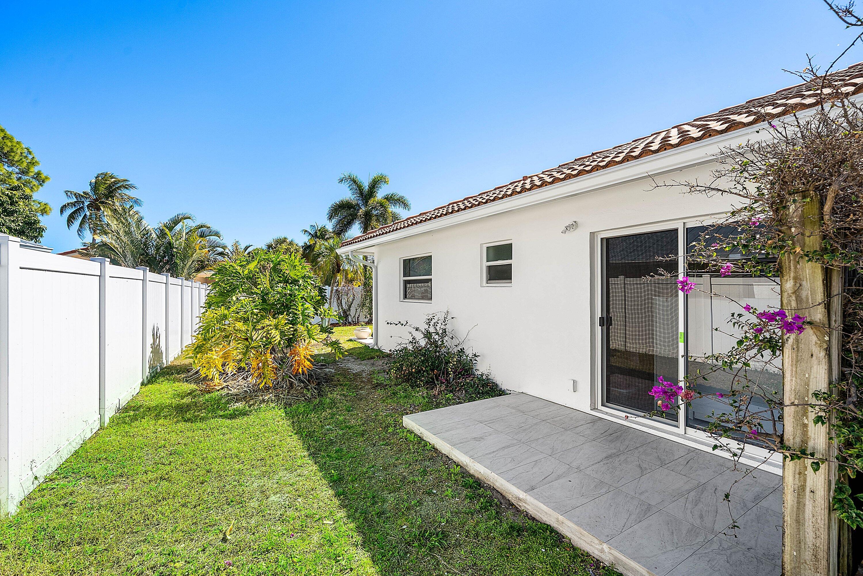 1387 SW 12th Street