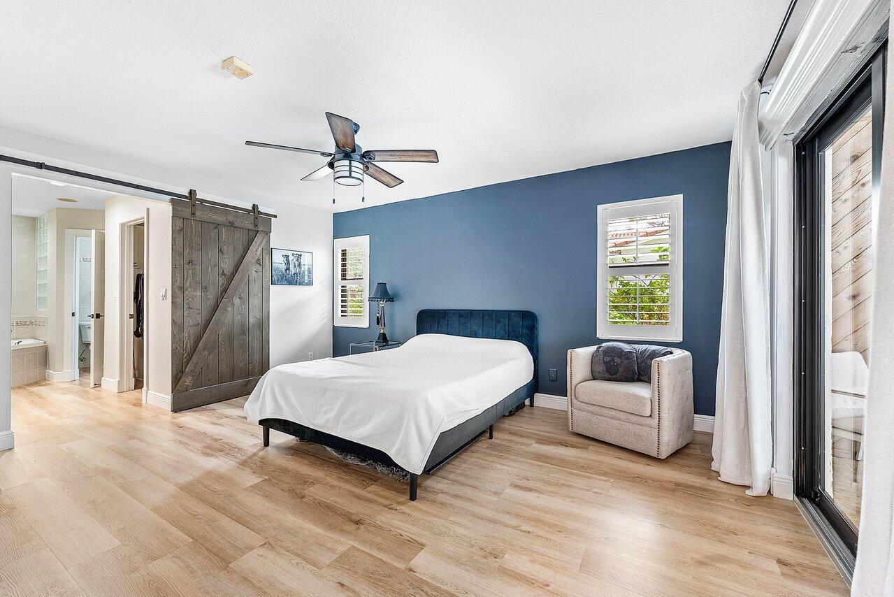2425 NW 36th Street