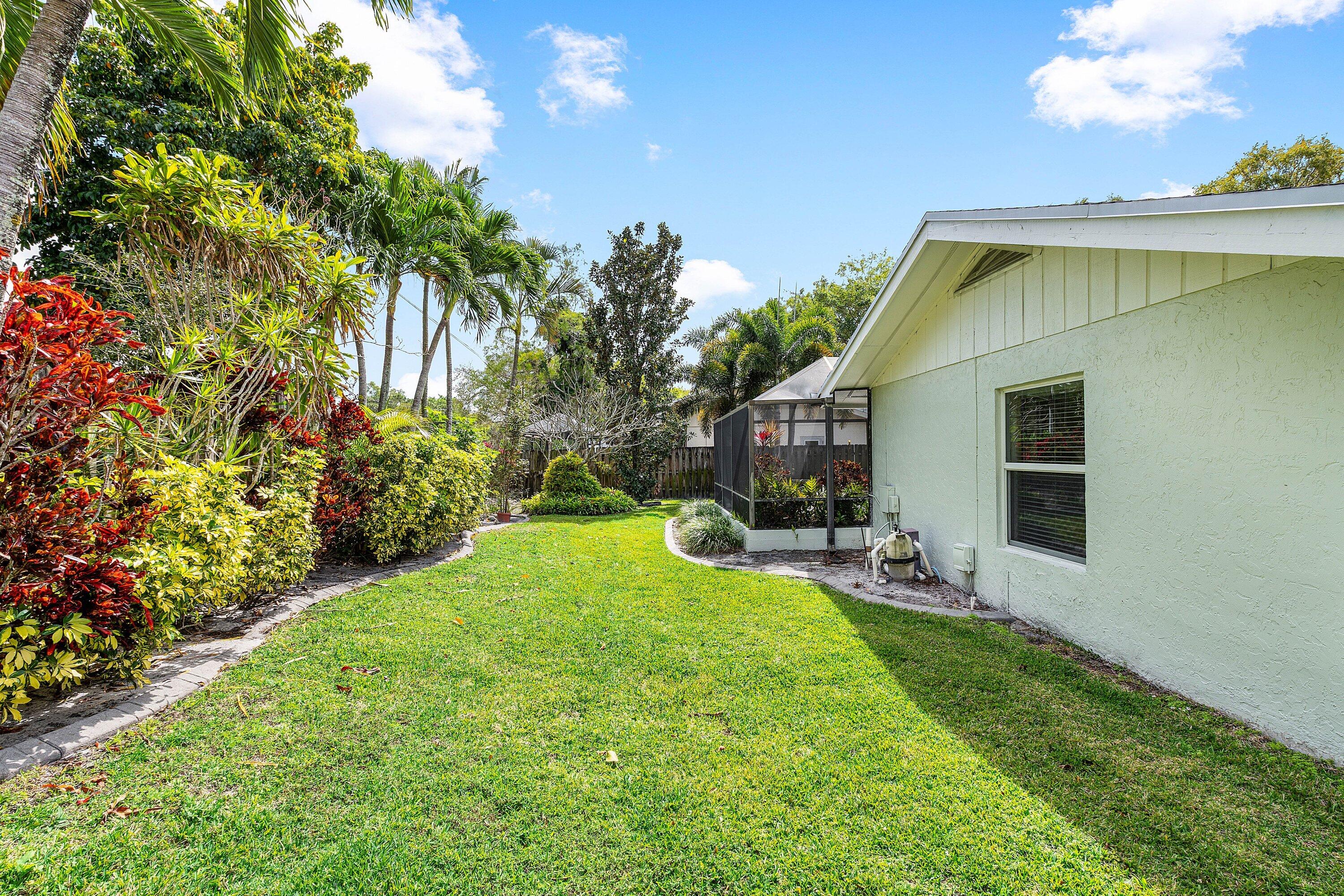 3068 NW 25th Way