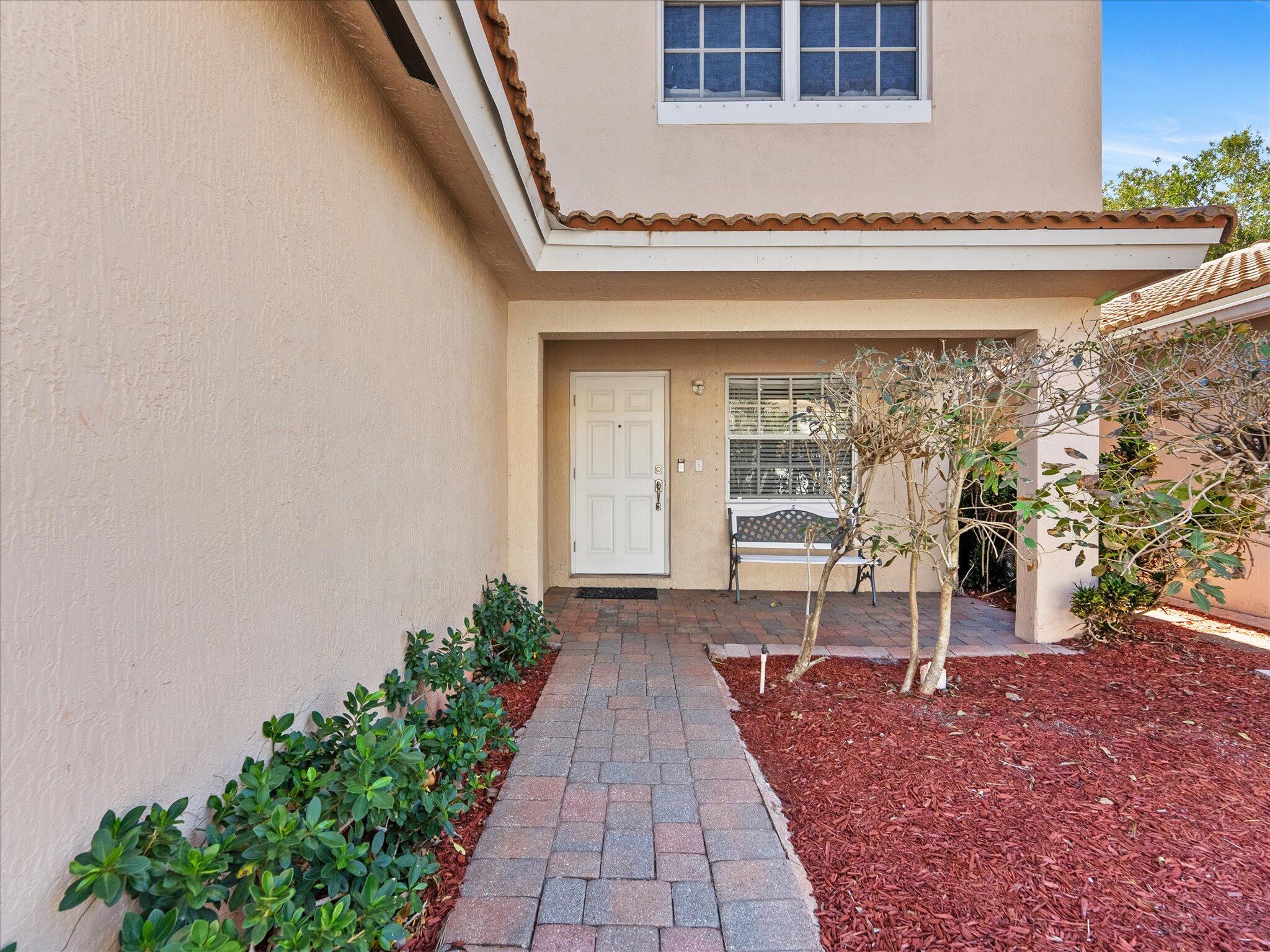 3422 Commodore Court