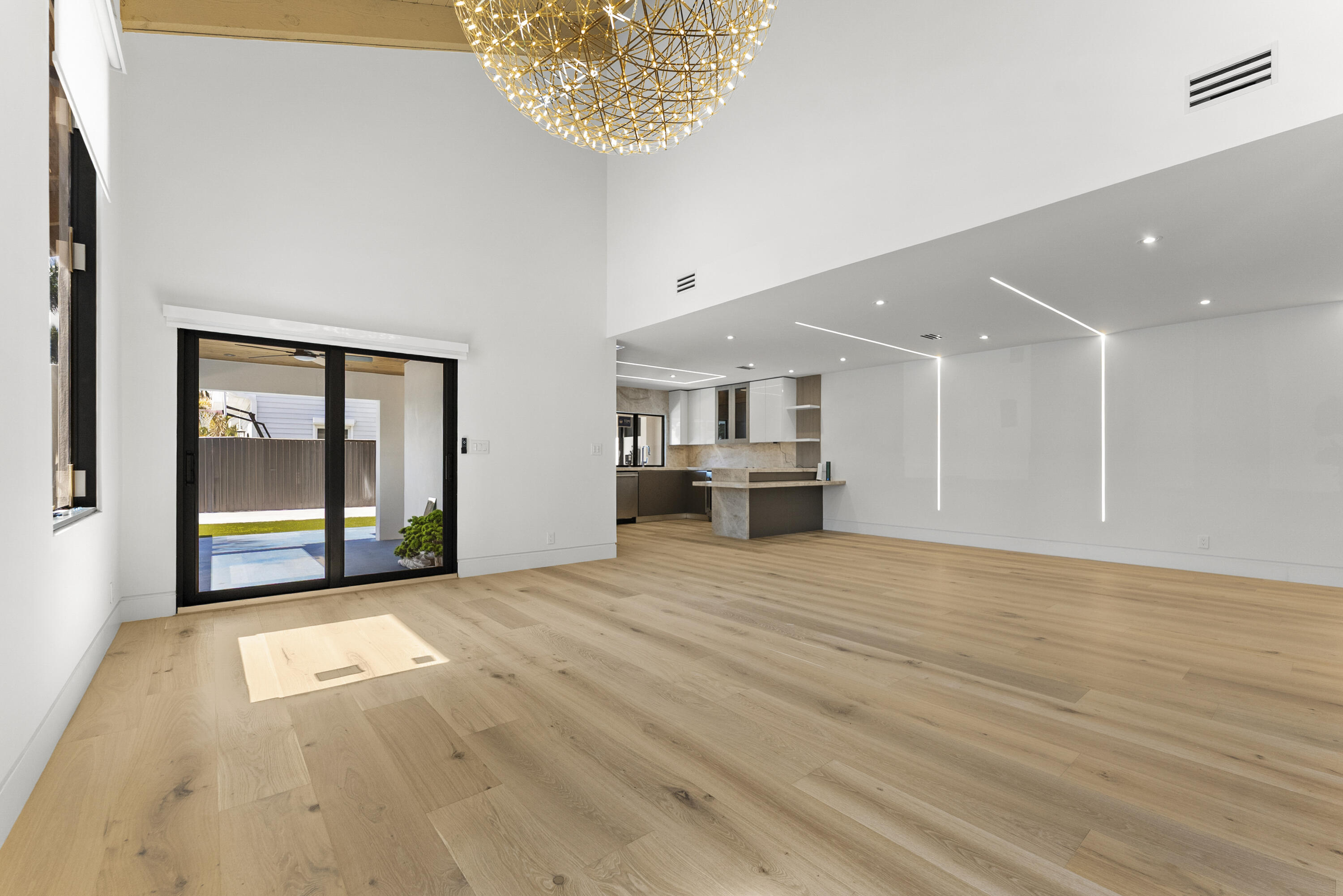 1692 S Ocean Boulevard