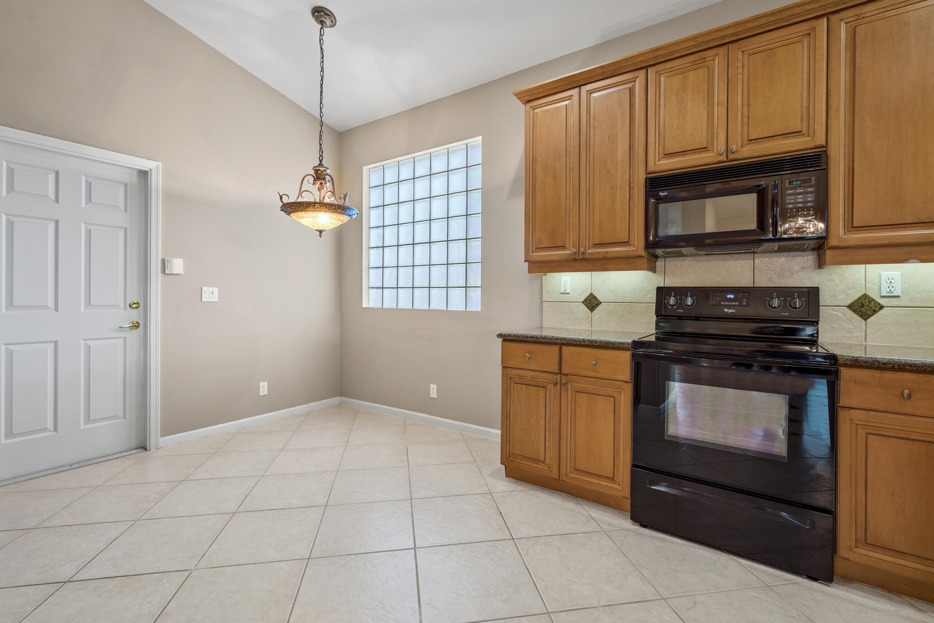 7086 Del Corso Lane