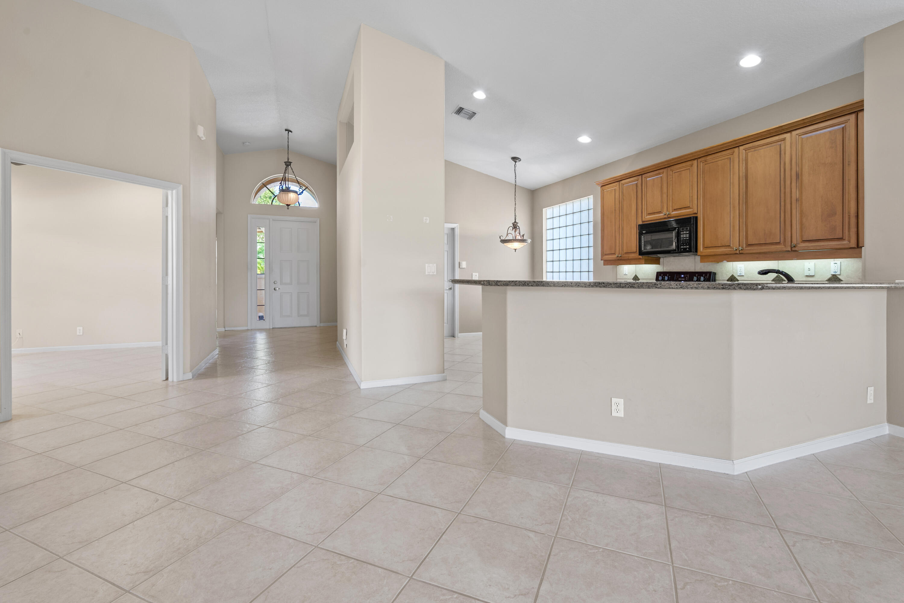 7086 Del Corso Lane