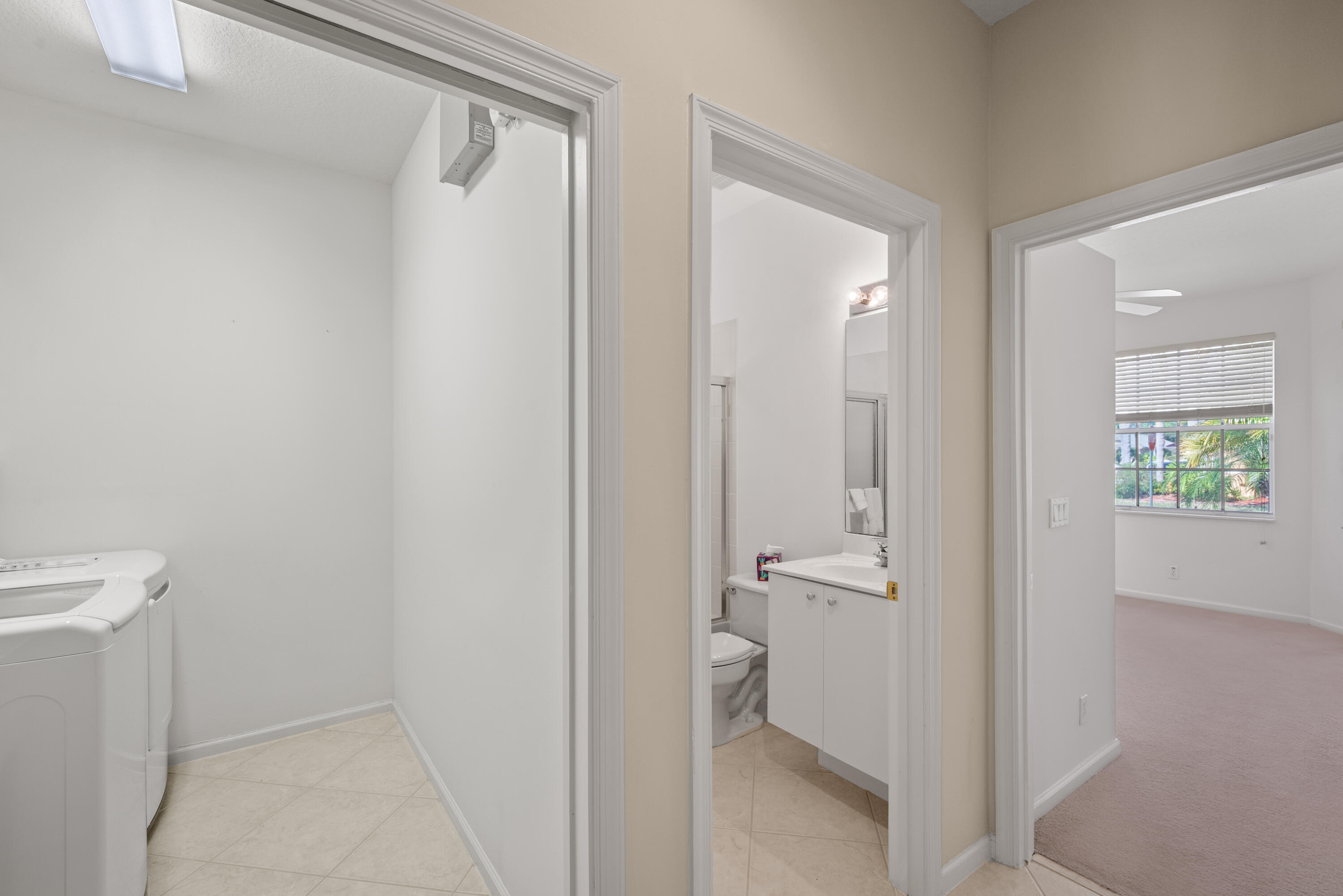 7086 Del Corso Lane
