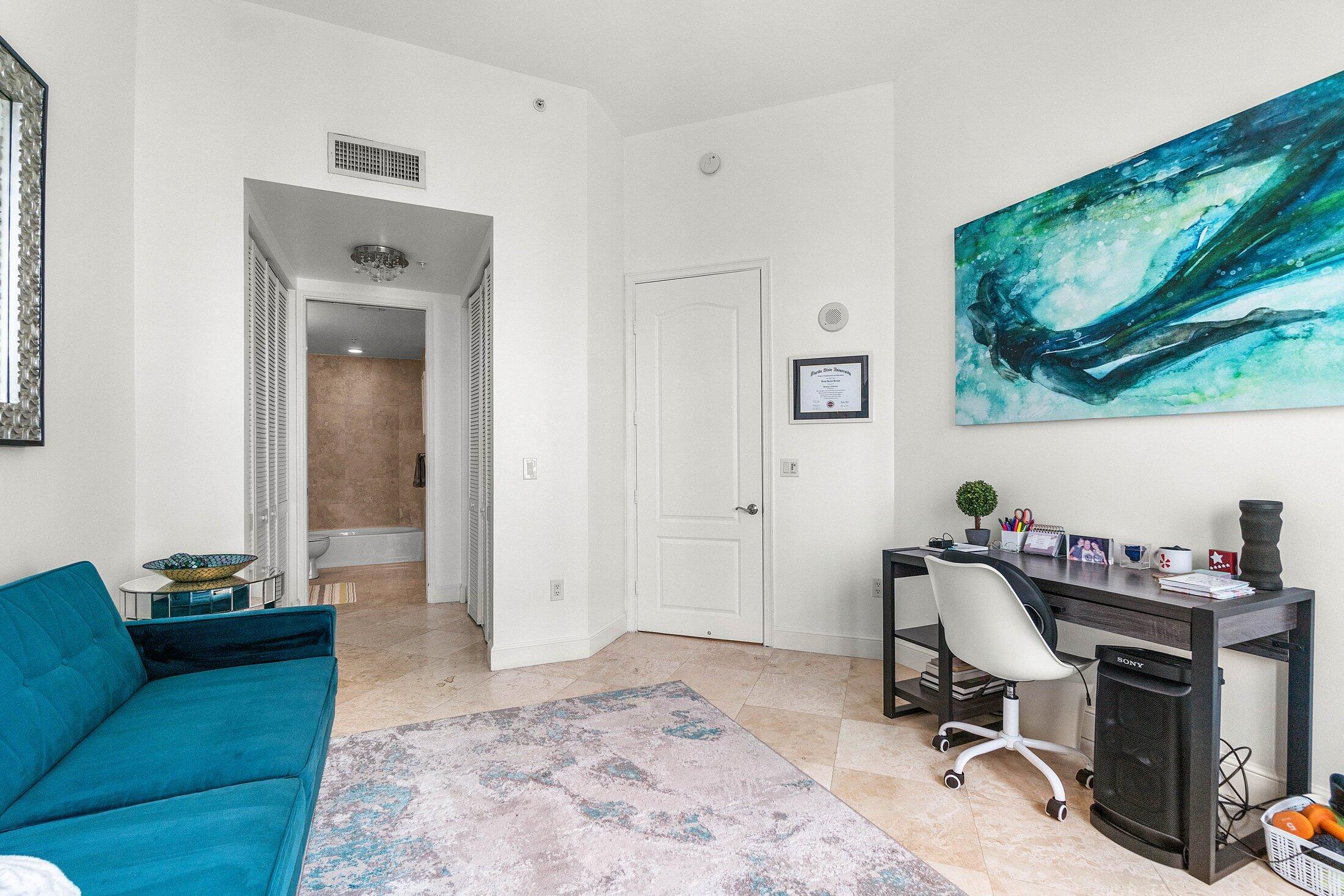 99 SE Mizner Boulevard 543