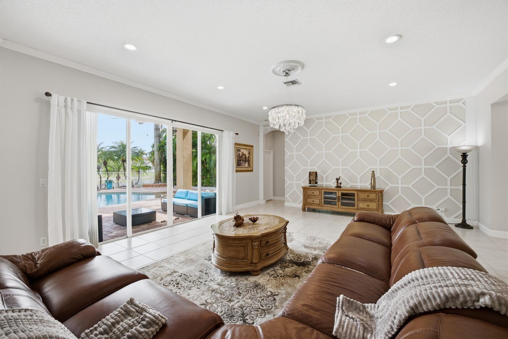 7346 Denicola Lane