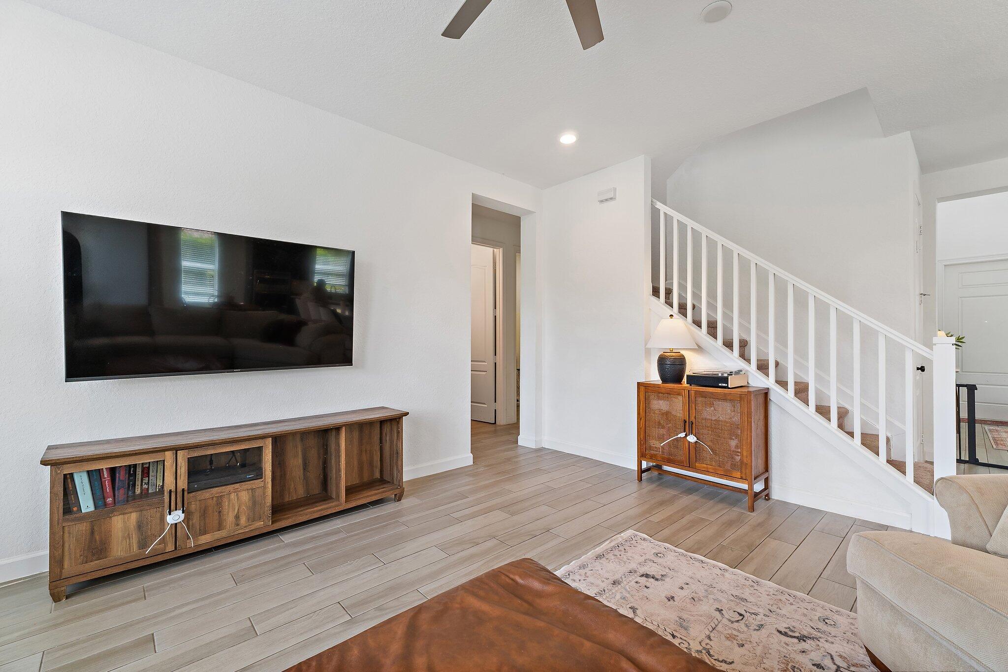 3235 Dunning Drive