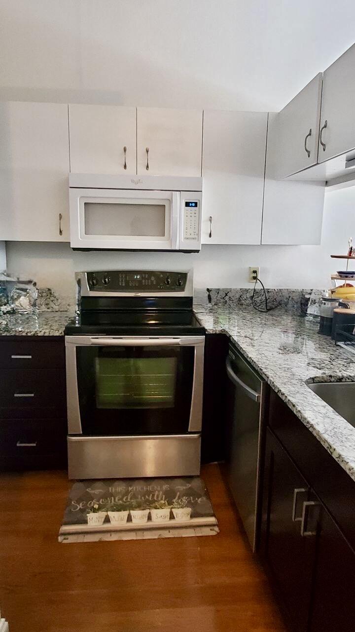 20303 Glenmoor Drive