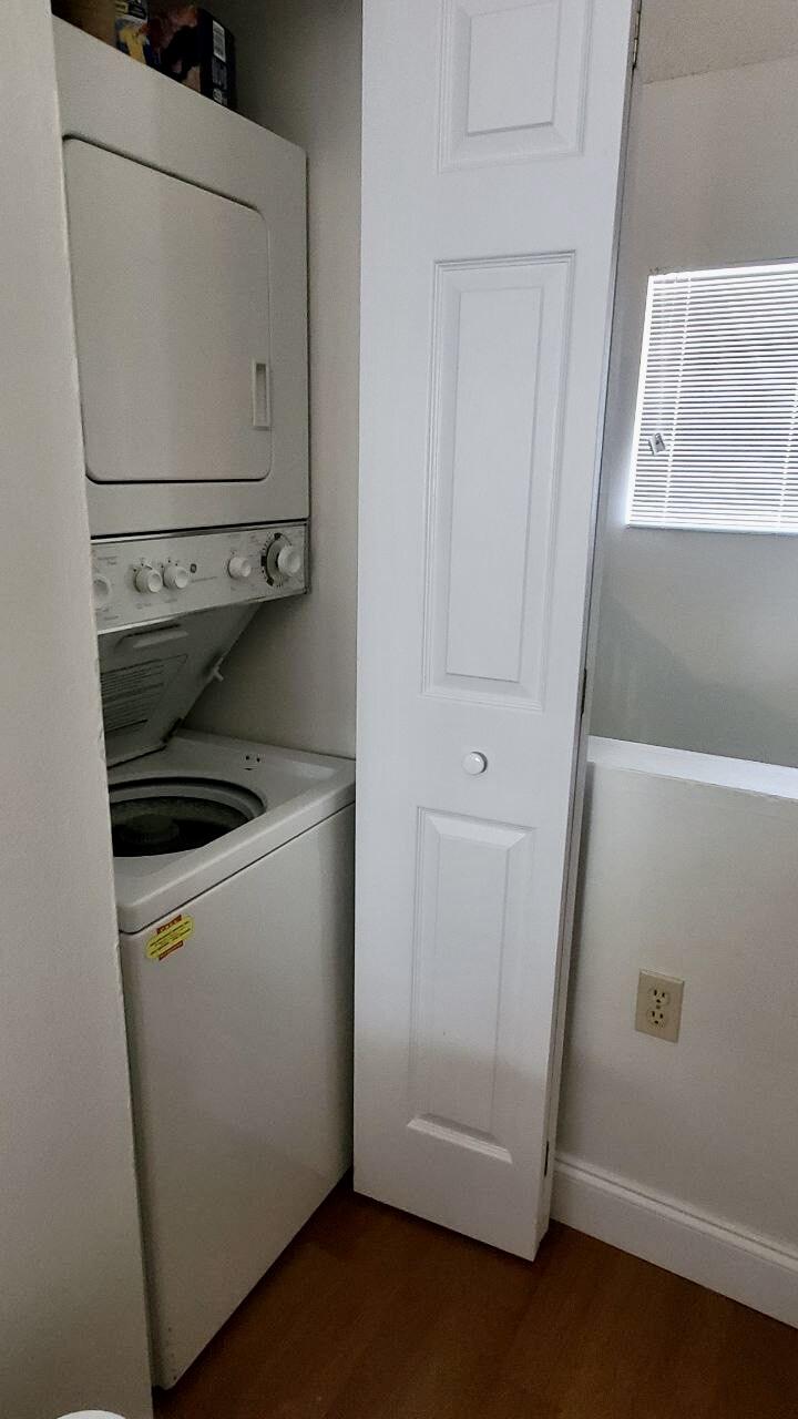 20303 Glenmoor Drive