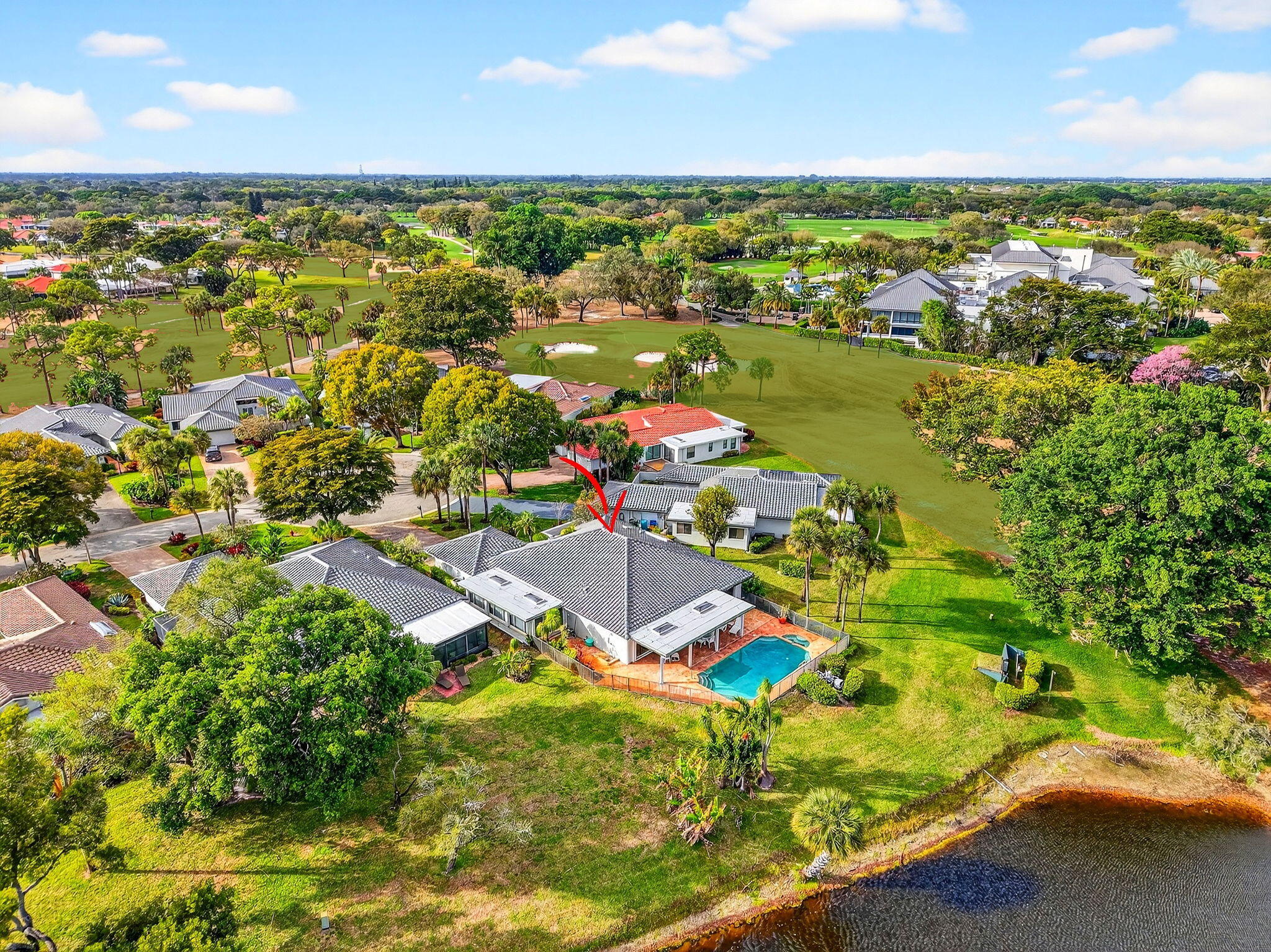 35 Glens Drive E