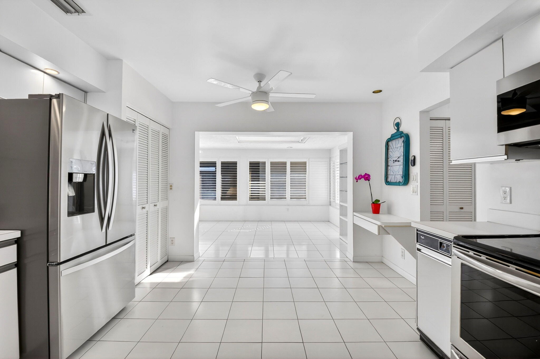 35 Glens Drive E