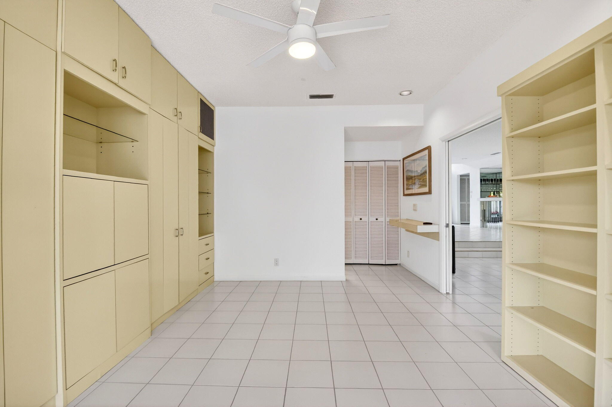 35 Glens Drive E