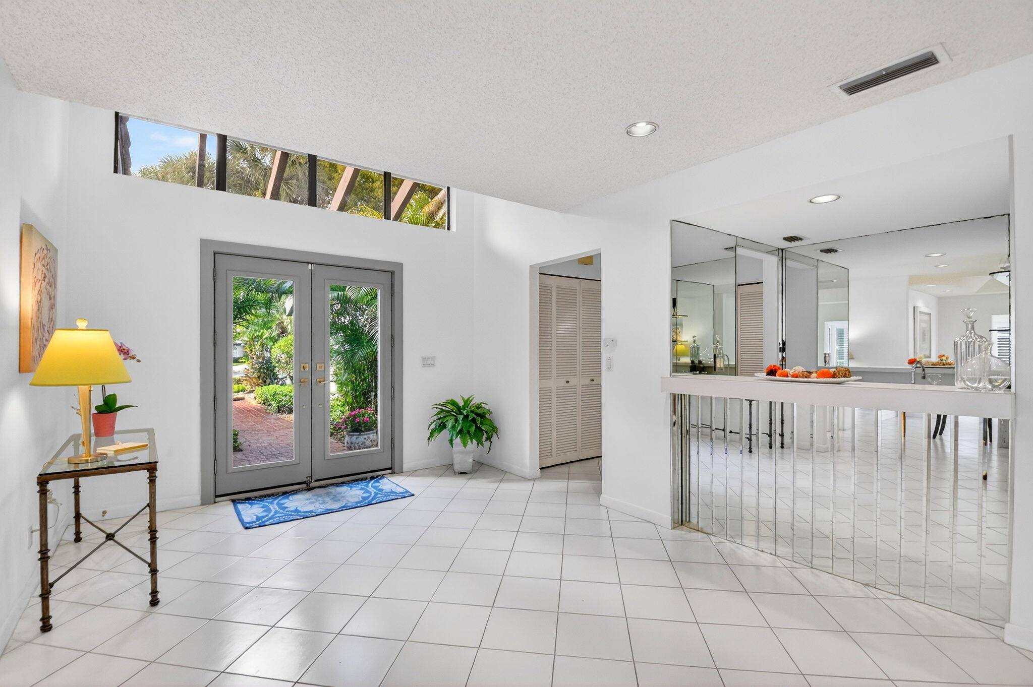 35 Glens Drive E