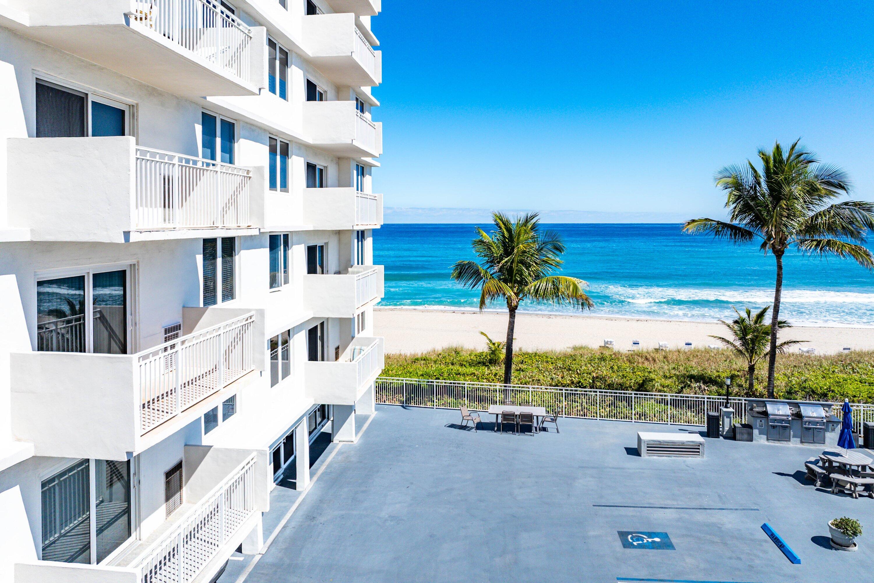 3301 S Ocean Boulevard 207