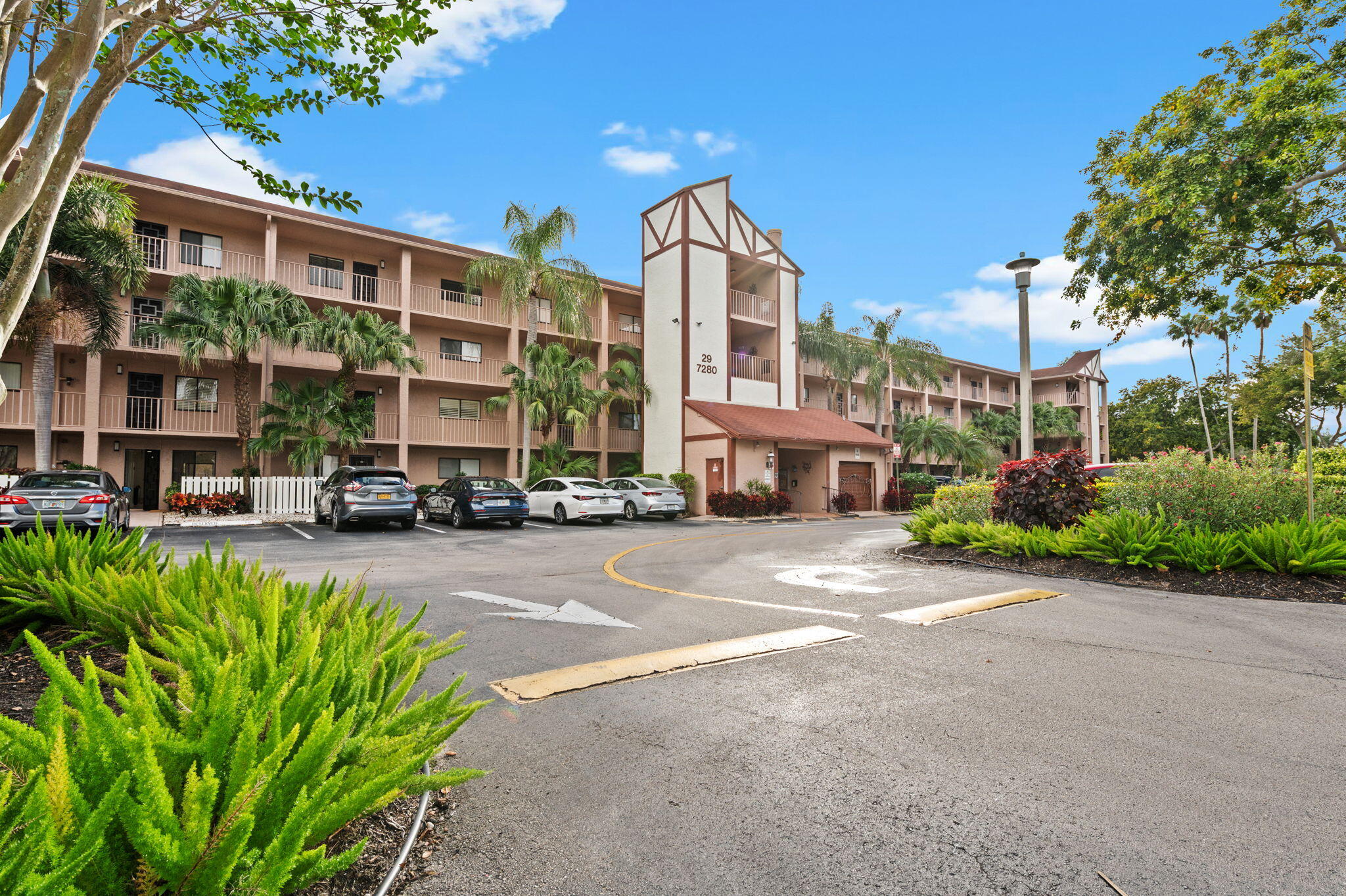 7280 Amberly Lane 103