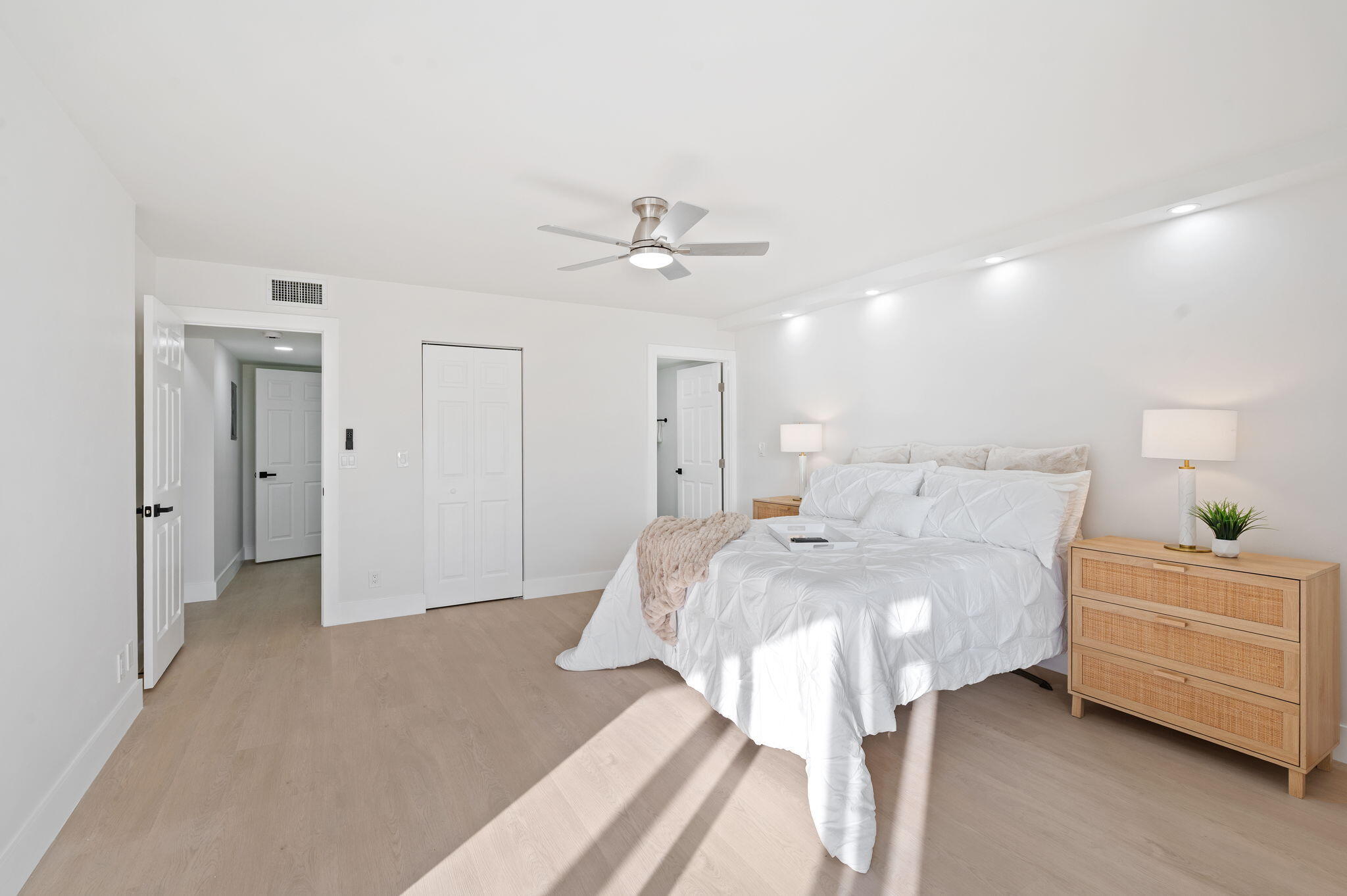 7280 Amberly Lane 103