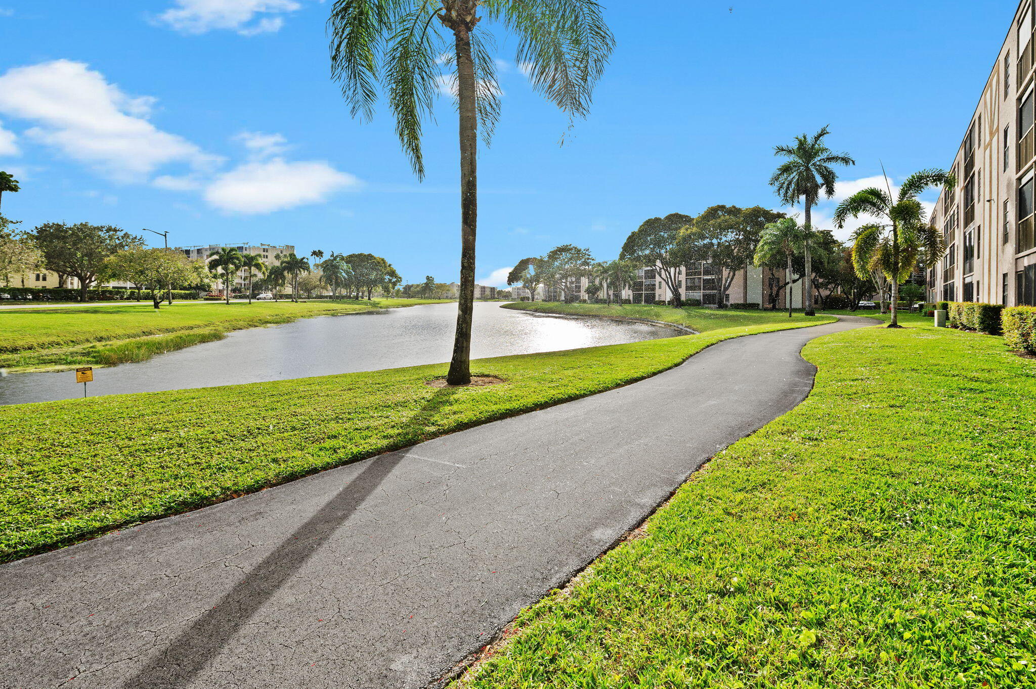 7280 Amberly Lane 103